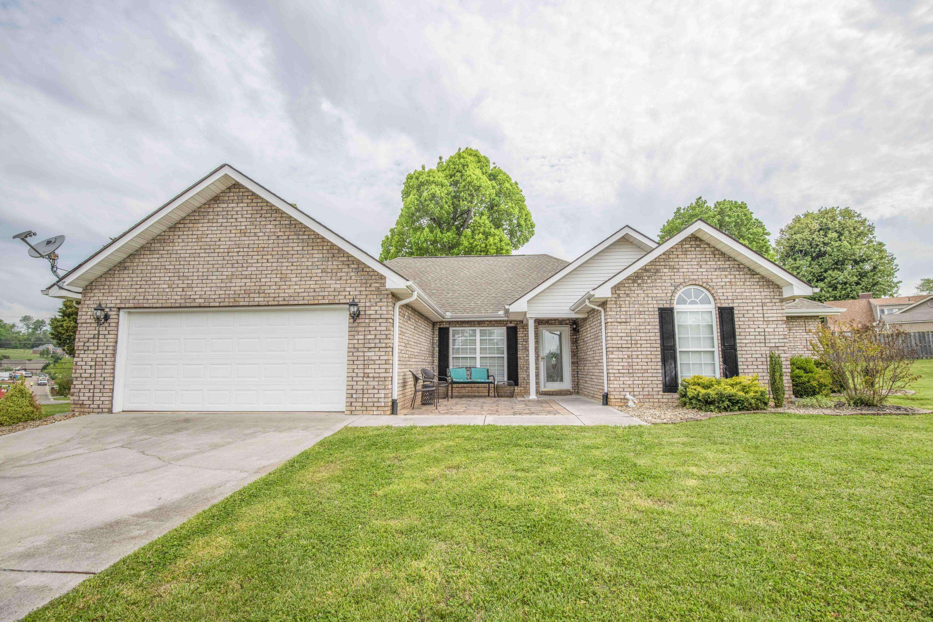 Lenoir City, TN 37771,271 Edinburgh LN