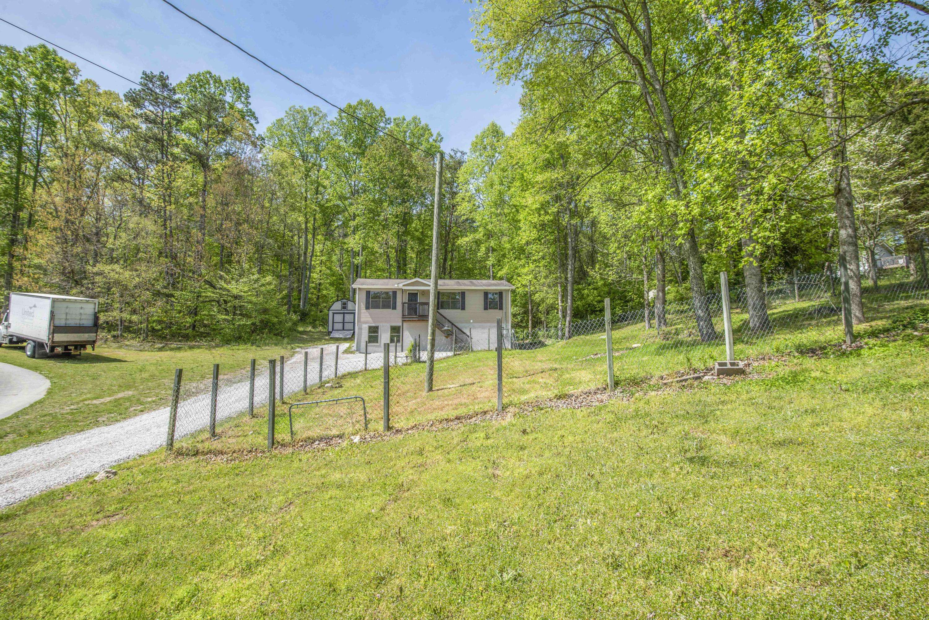 Heiskell, TN 37754,9851 Heiskell Rd