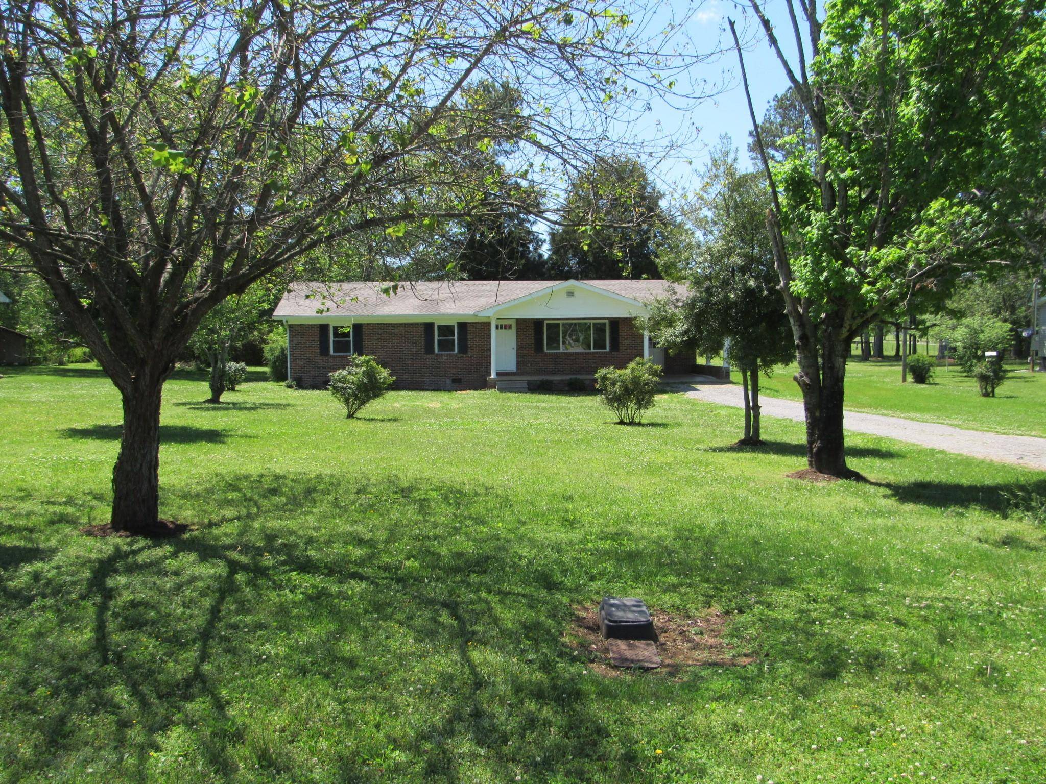 Madisonville, TN 37354,514 Toomey LN