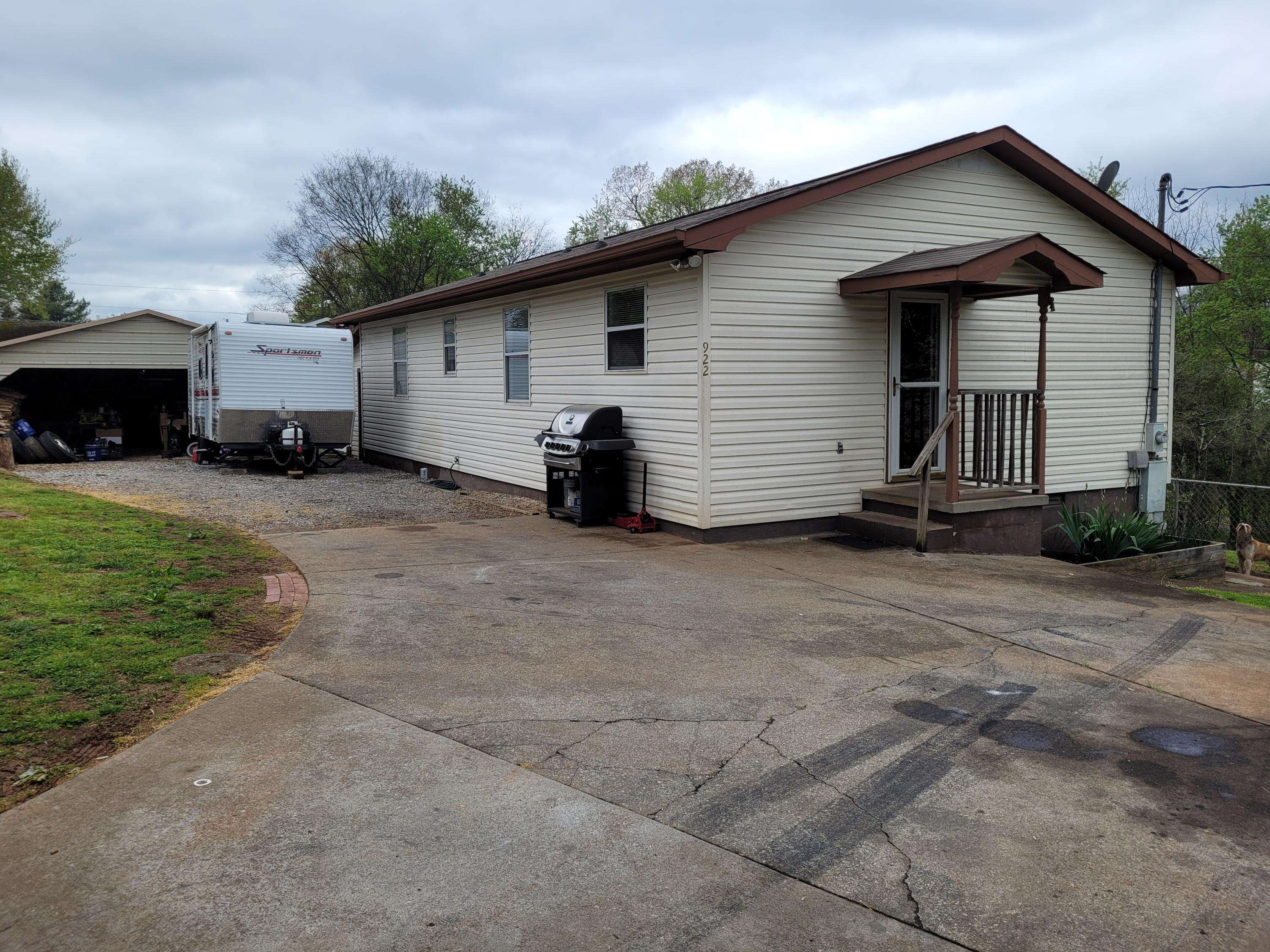 Seymour, TN 37865,922 Amy St