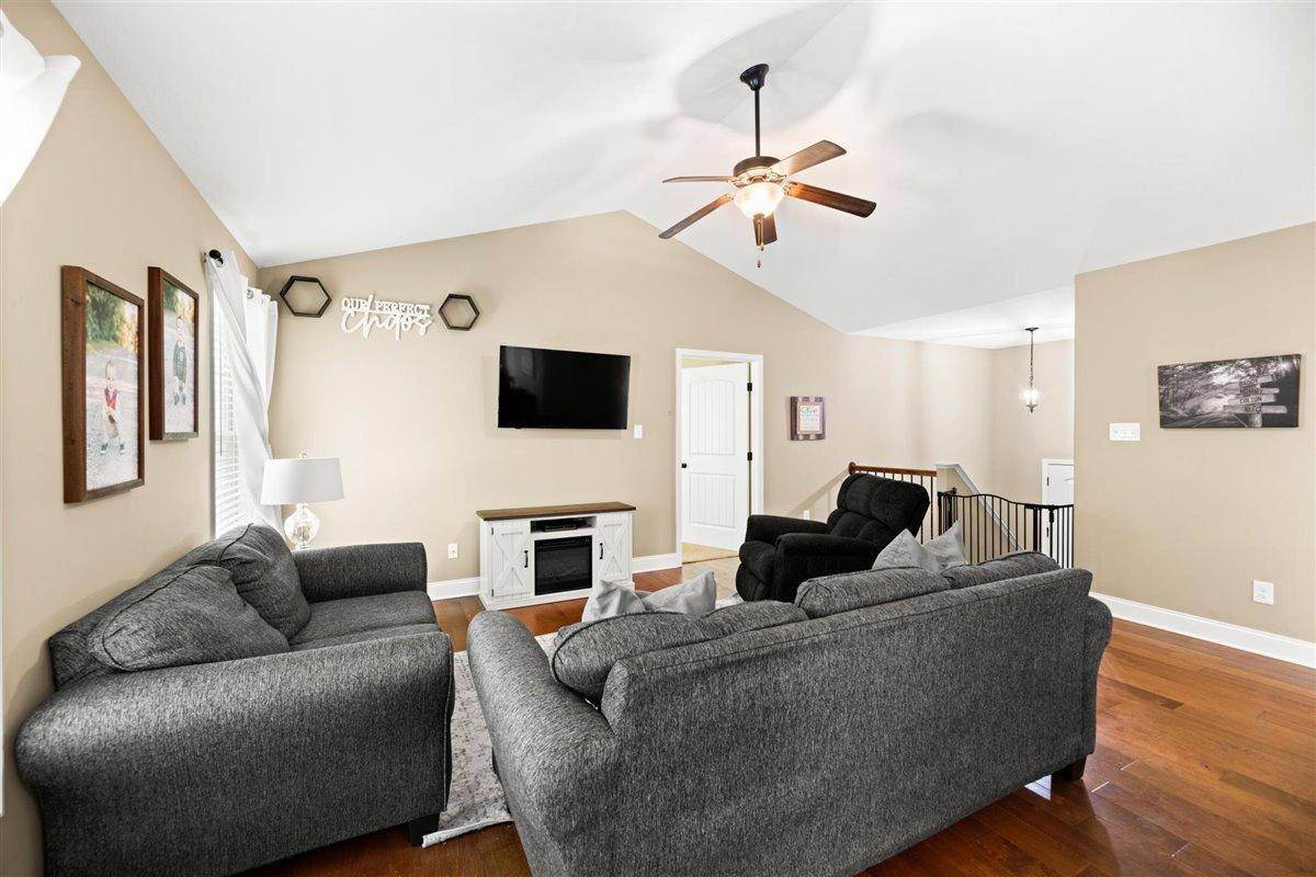 Powell, TN 37849,7819 Elkton LN