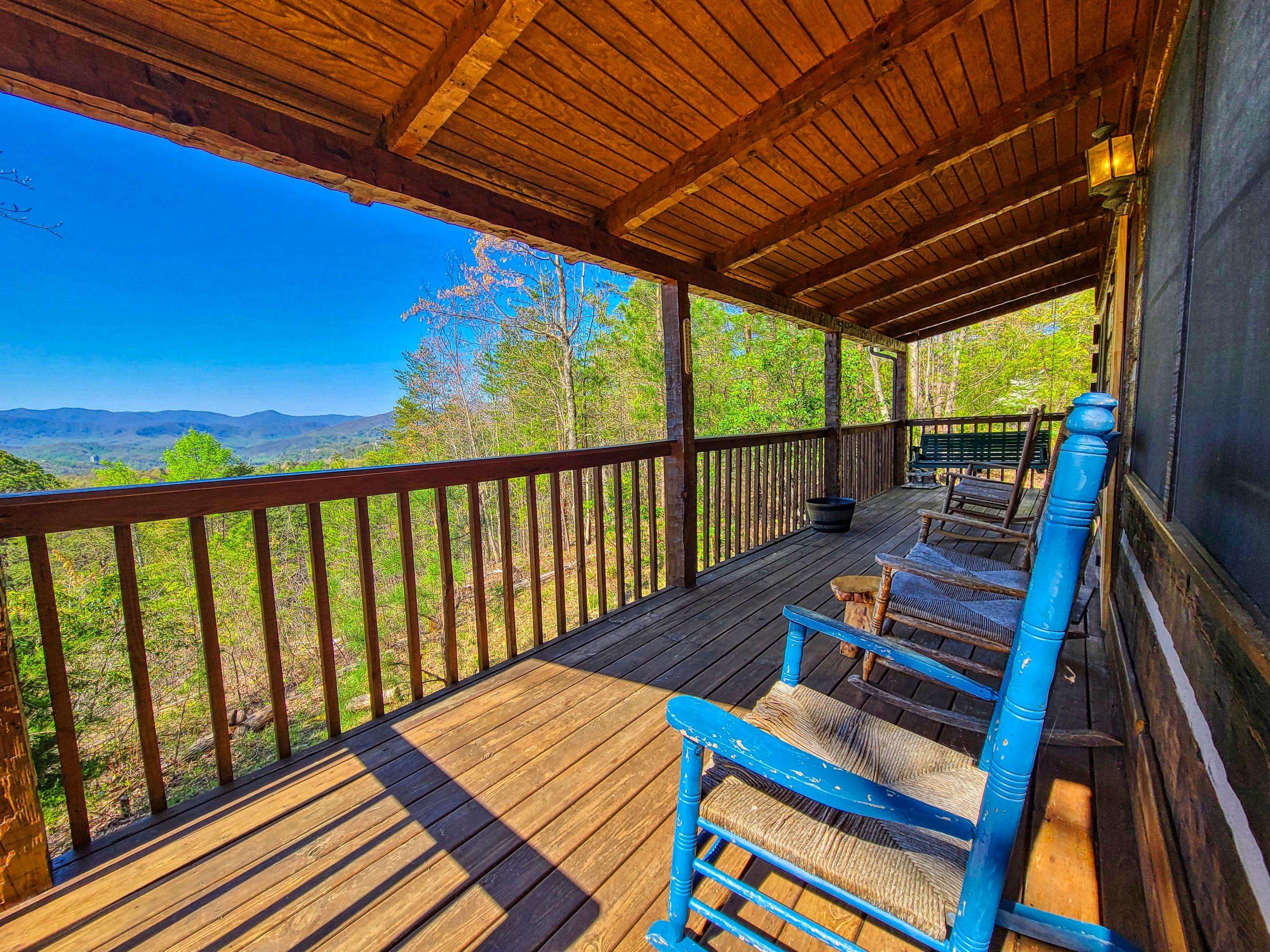 Gatlinburg, TN 37738,1061 Foothills DR