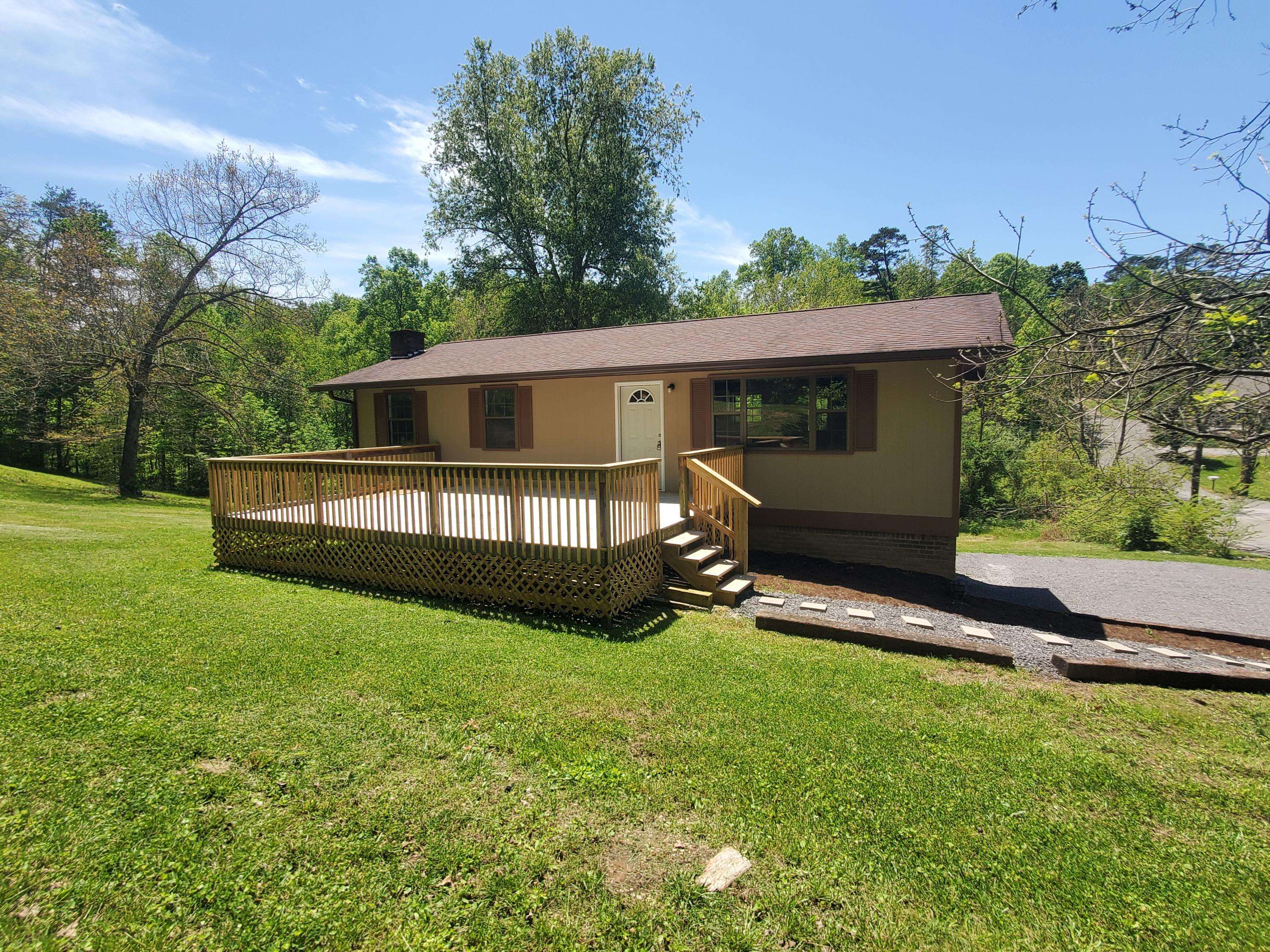 New Tazewell, TN 37825,651 Harmon Rd