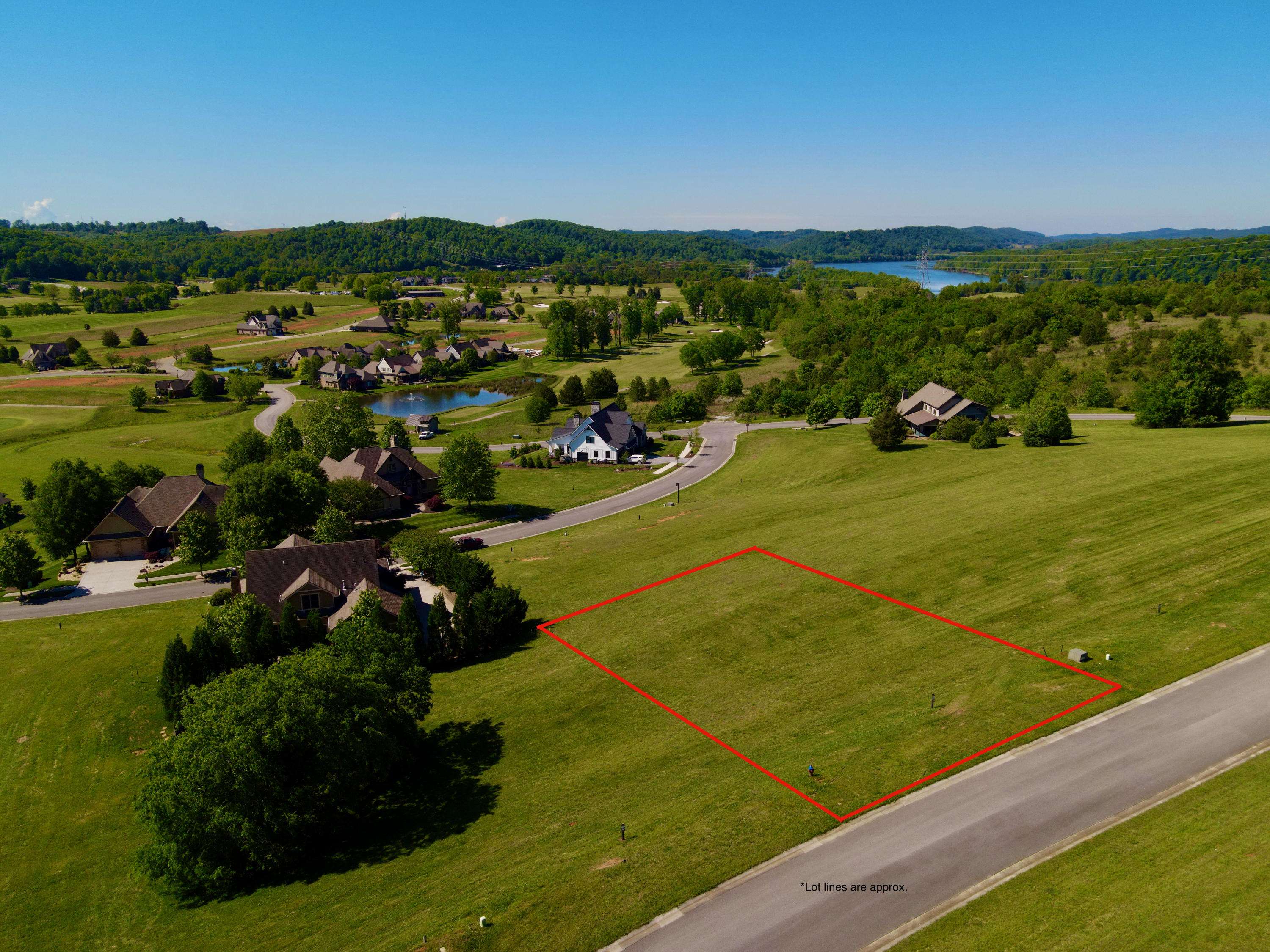 Loudon, TN 37774,1679 Eagle Point DR