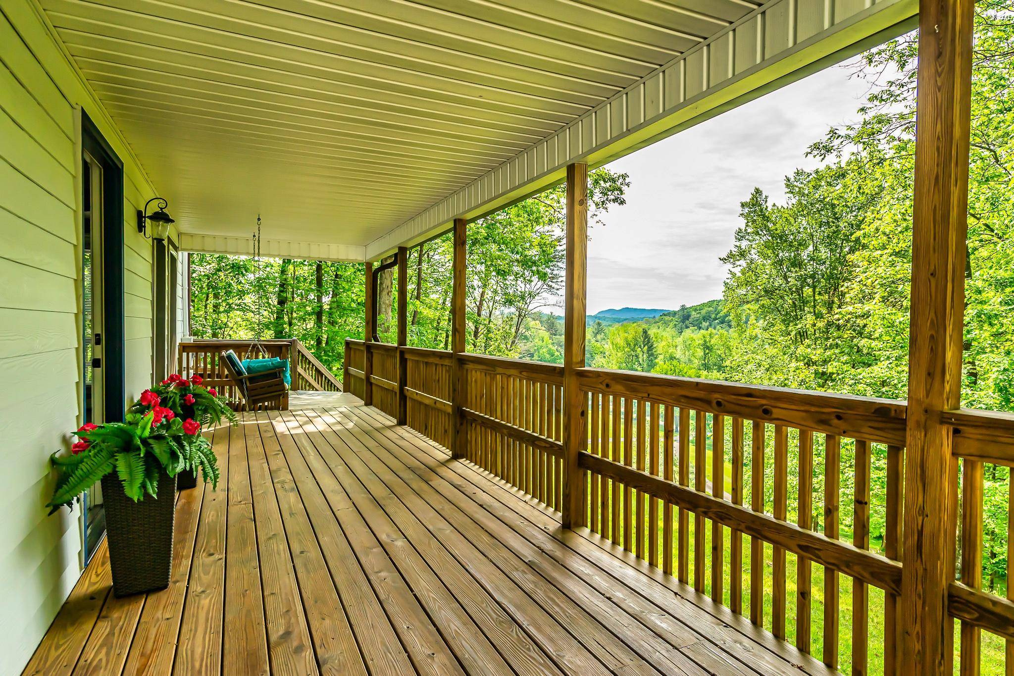 Oliver Springs, TN 37840,1540 Cove LN