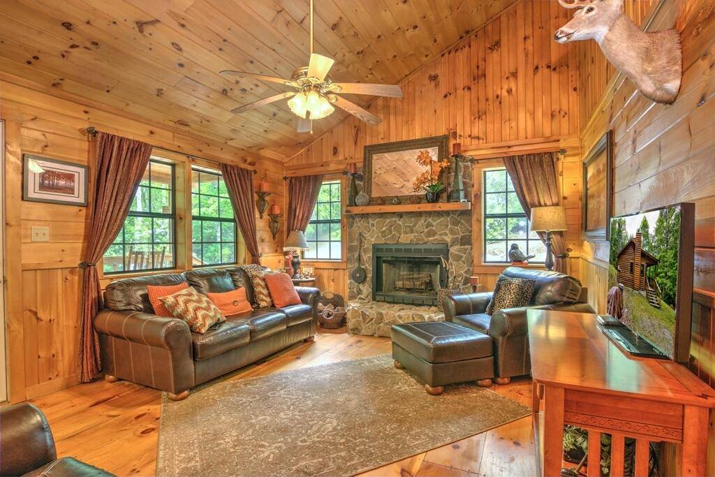 Tellico Plains, TN 37385,216 Smithfiled Rd