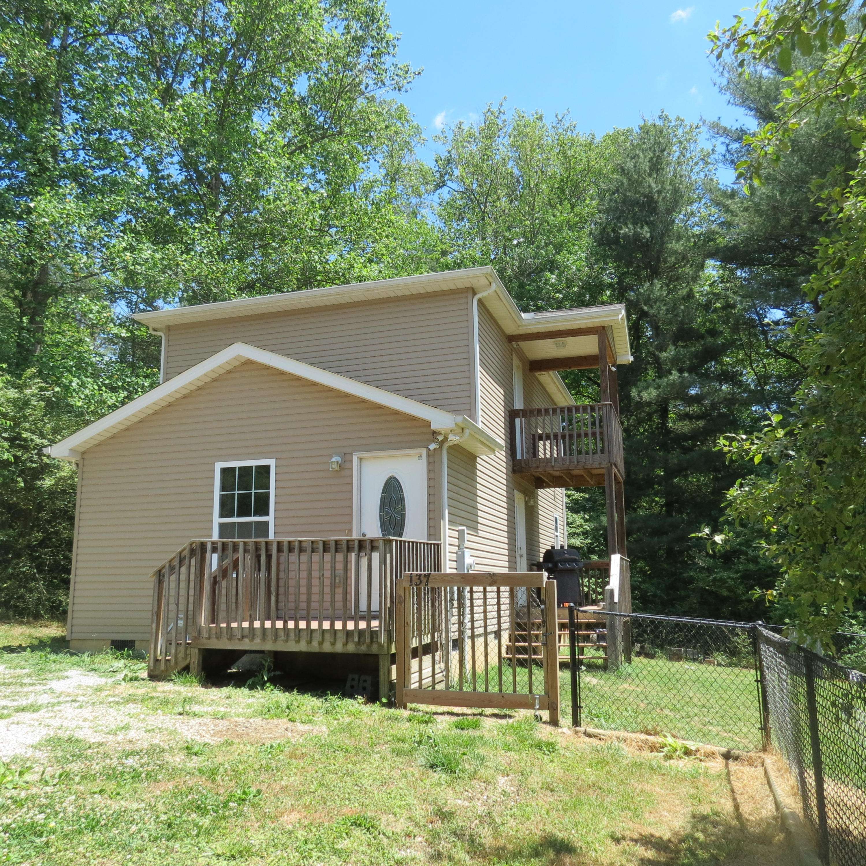 Oliver Springs, TN 37840,137 Apple Tree LN