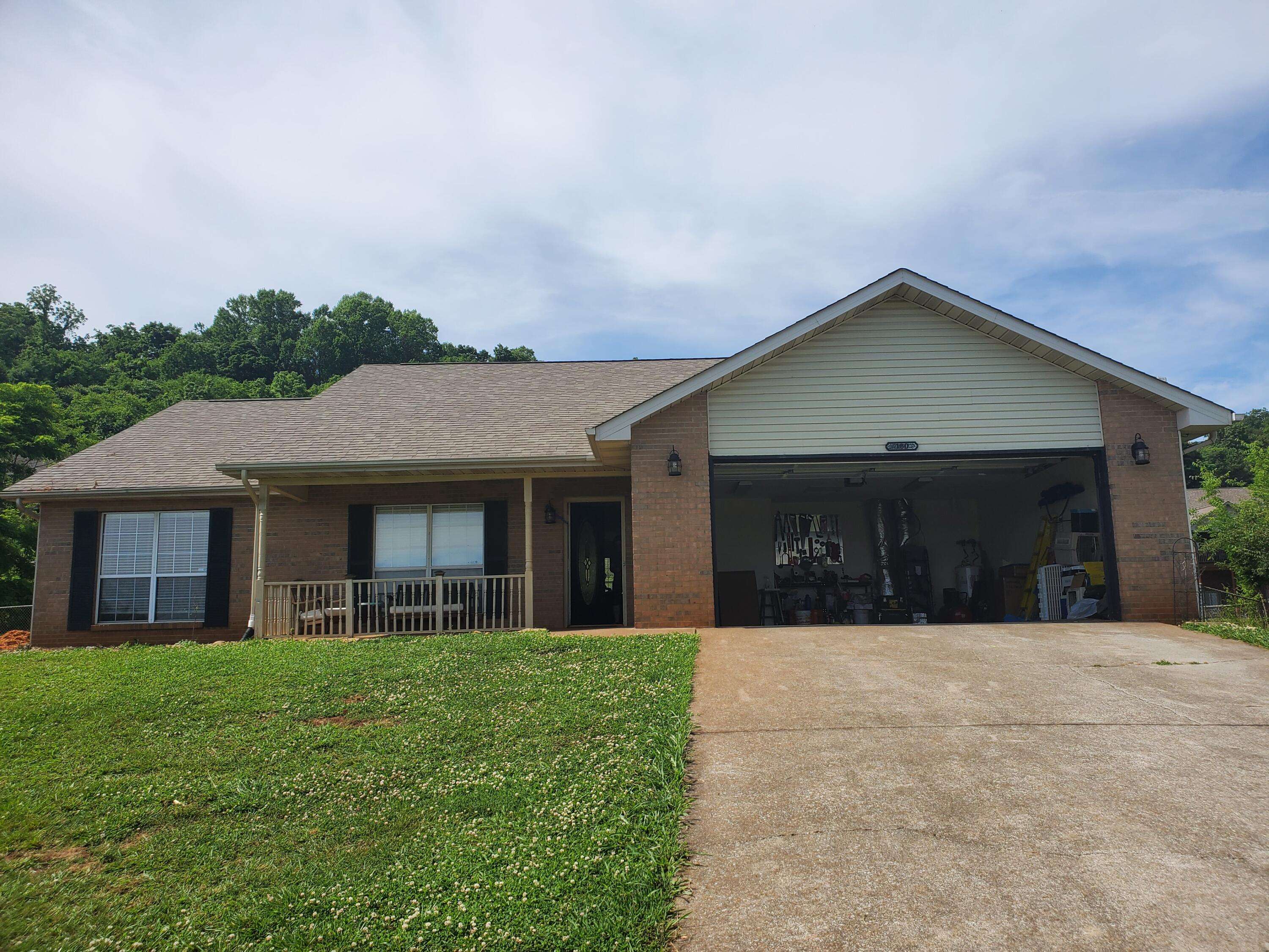 Greenback, TN 37742,180 Mountain Crest LN