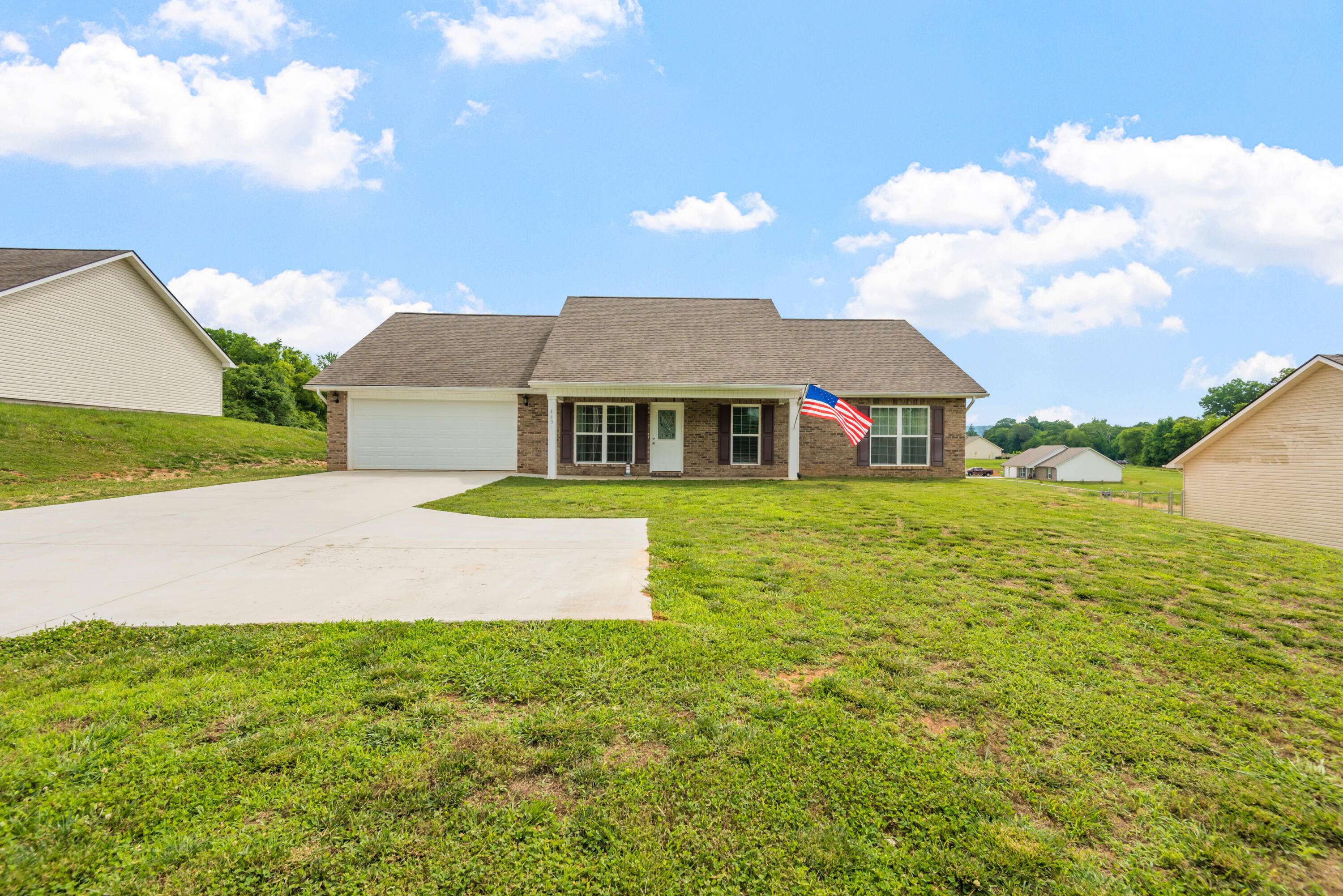 Walland, TN 37886,445 Patterson Rd