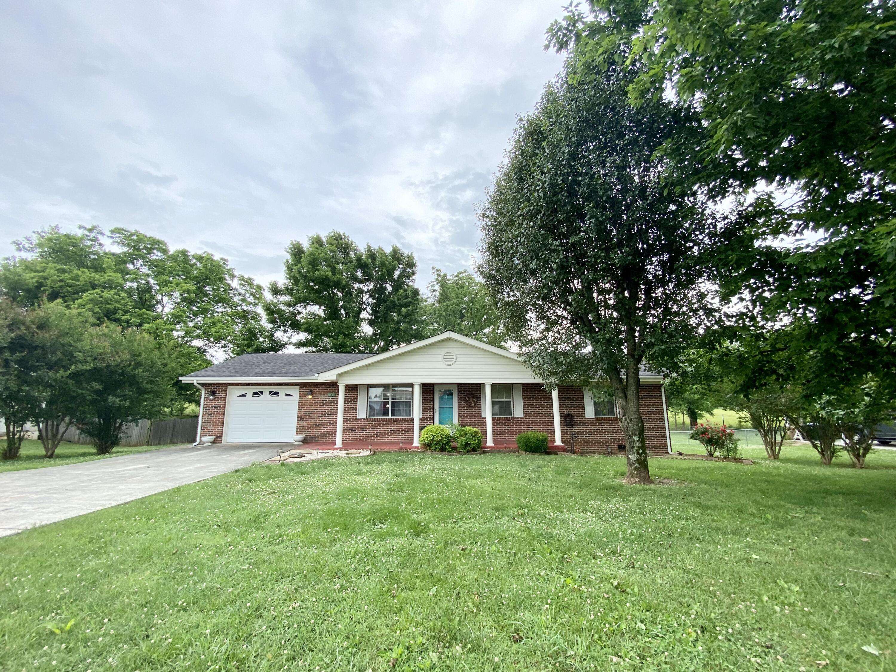 Madisonville, TN 37354,140 Oliver DR