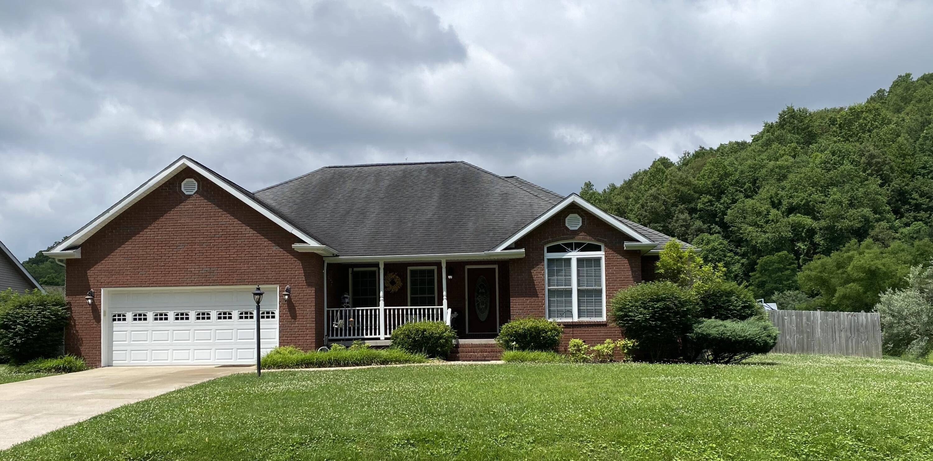 Middlesboro, KY 40965,97 Wellington DR