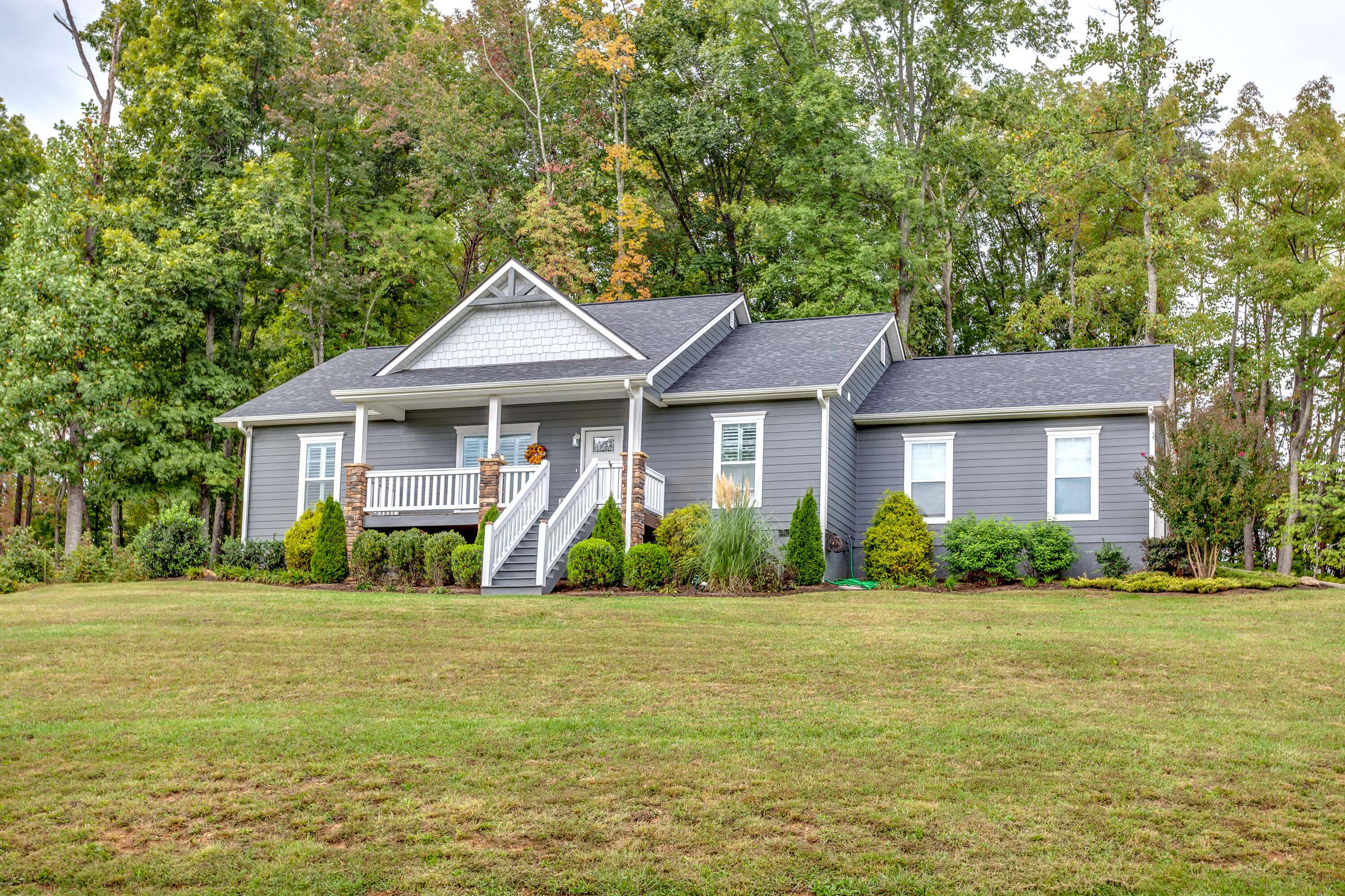 New Tazewell, TN 37825,602 Smokey Quartz Blvd