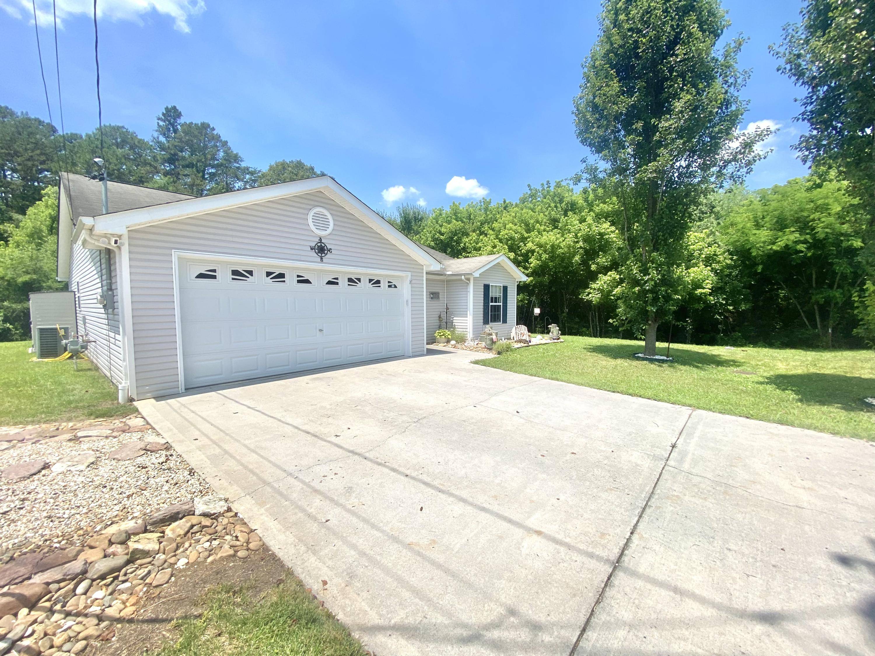 Corryton, TN 37721,5051 Cattail LN