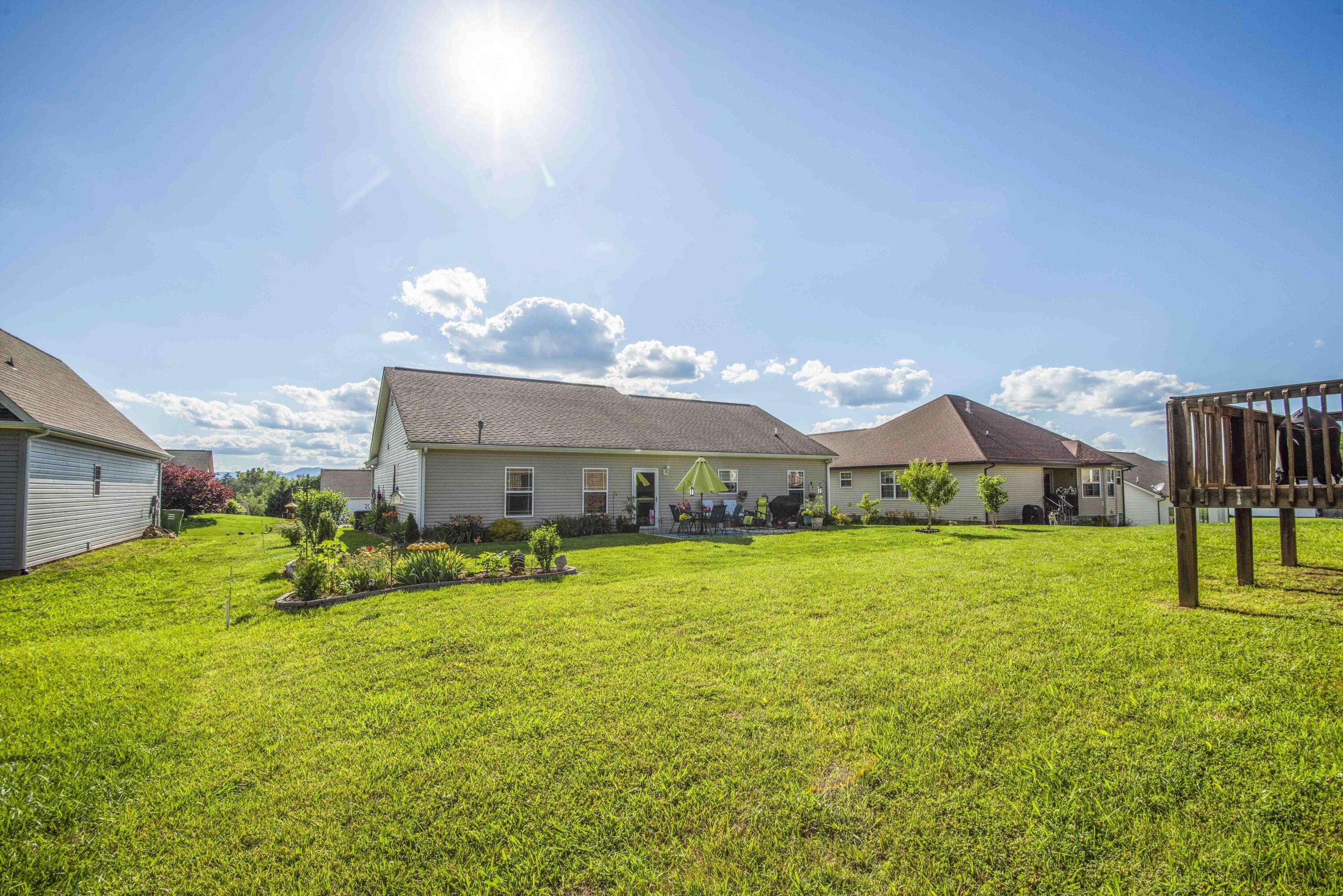 Clinton, TN 37716,141 Millstone CIR