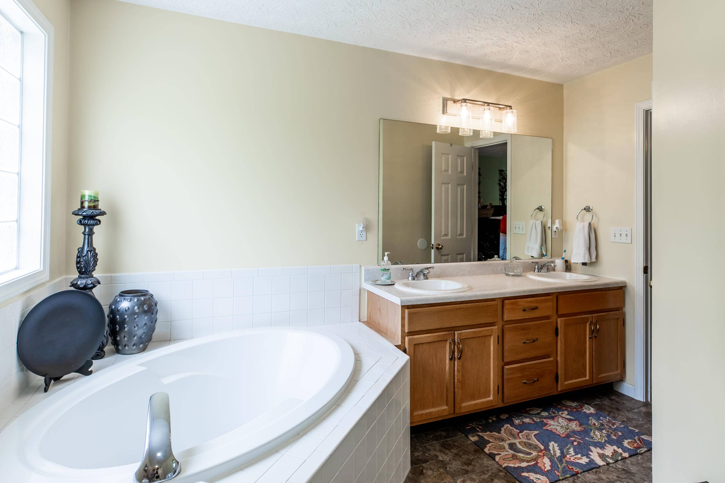 Lafollette, TN 37766,264 Davis Chapel Rd