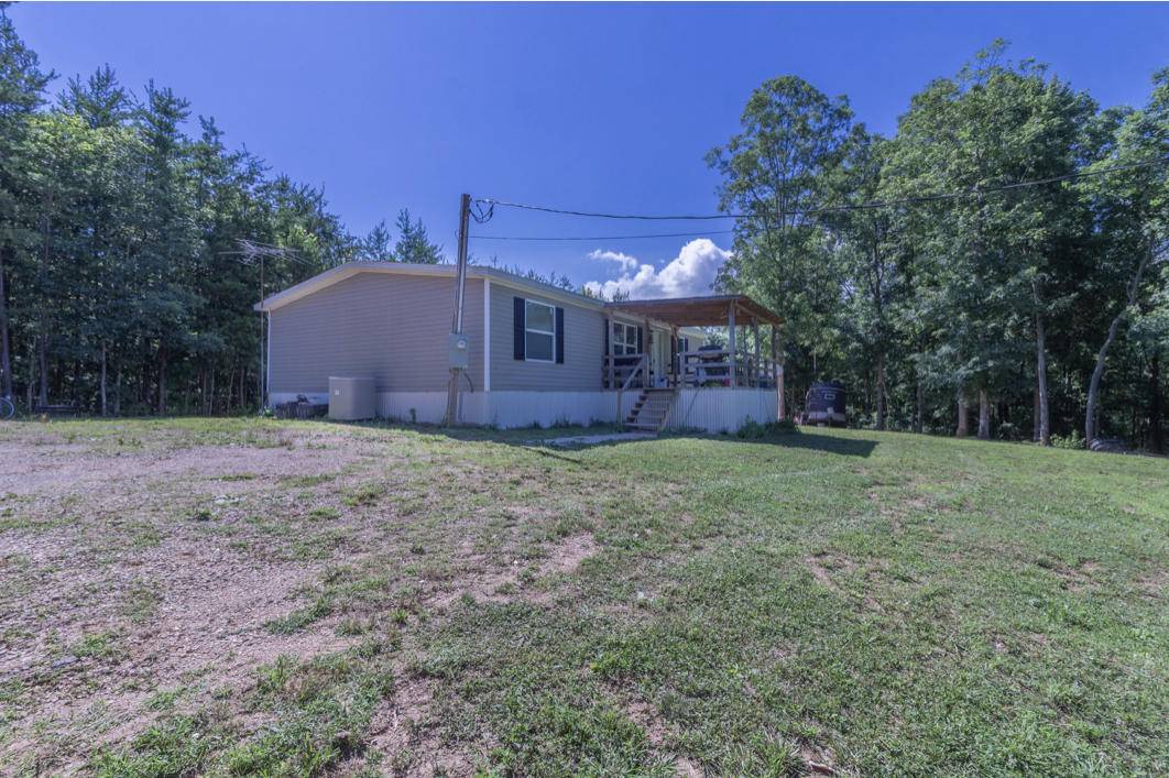 Tellico Plains, TN 37385,220 Jim Davis Rd