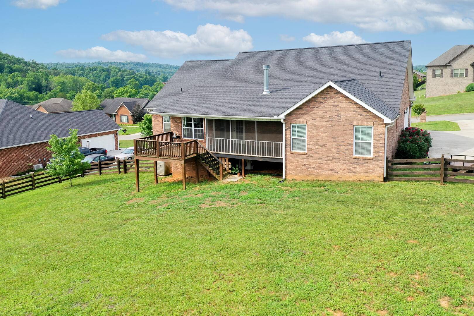 Louisville, TN 37777,2824 Sagegrass DR