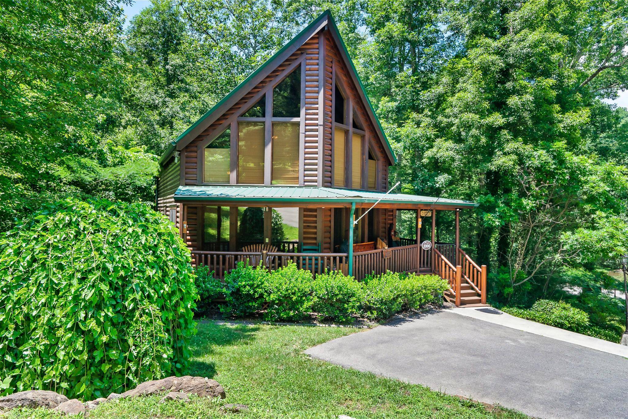 Sevierville, TN 37862,3306 Covered Bridge Way