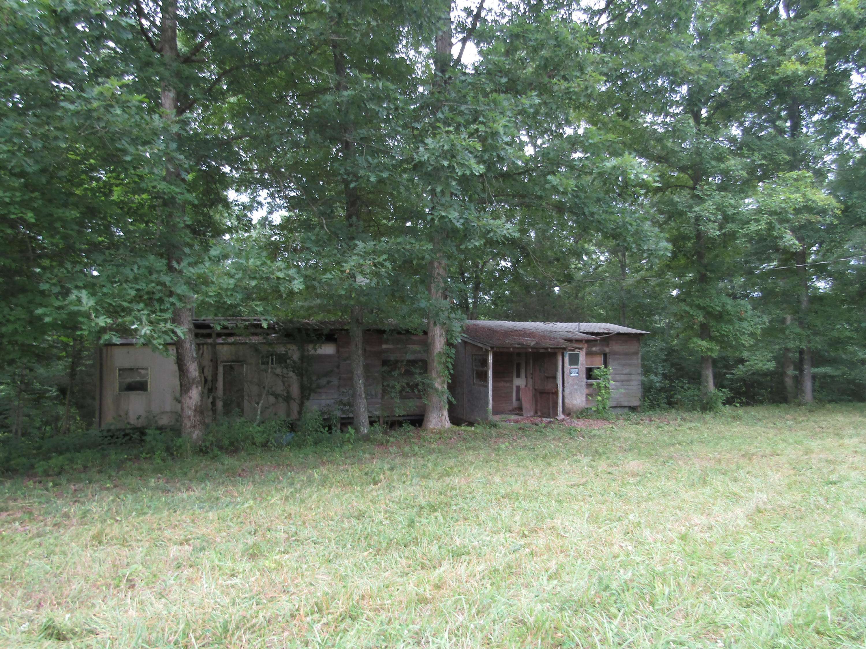 Gainesboro, TN 38562,430 Burristown Paradis Lane