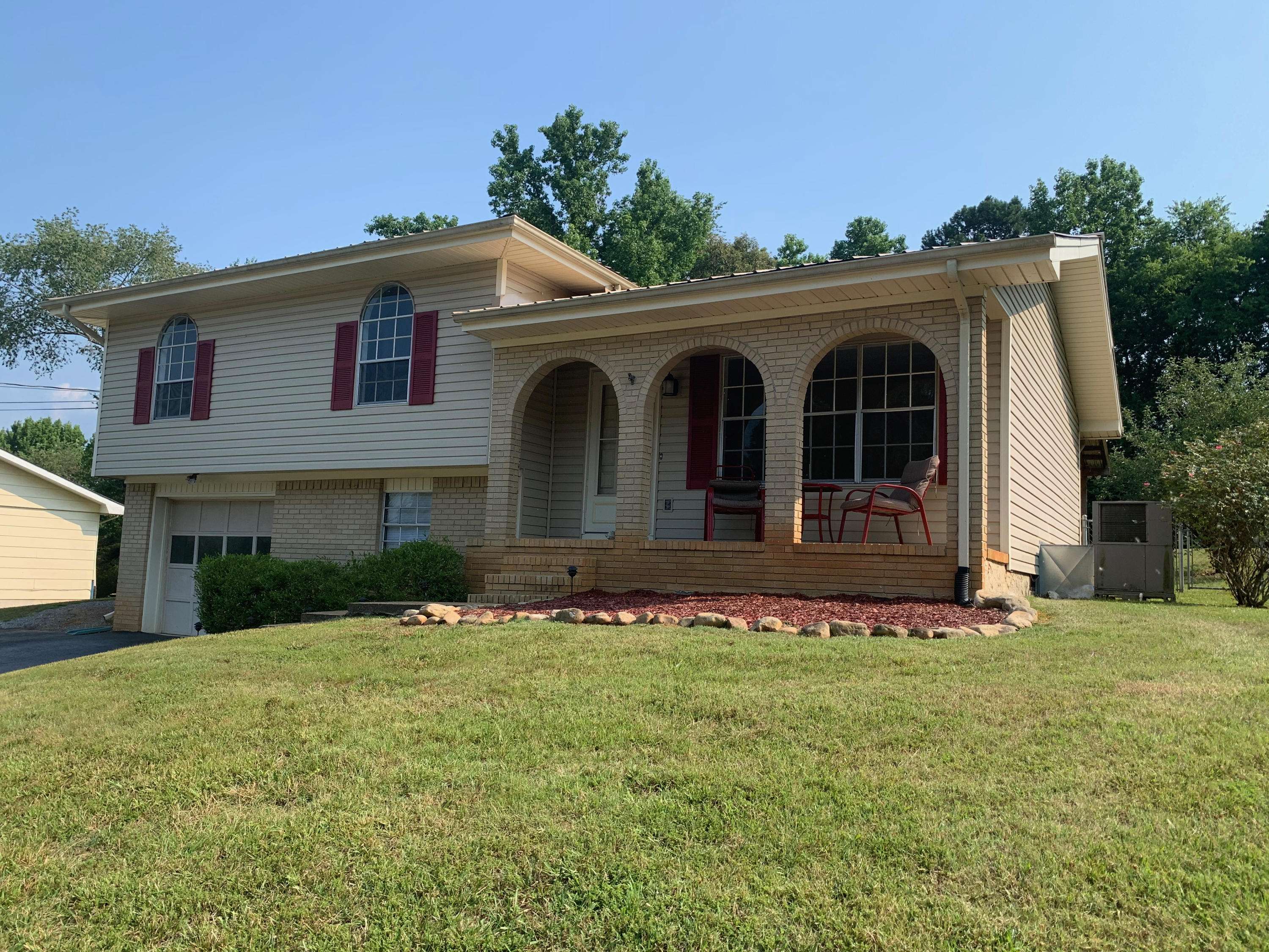 Hixson, TN 37343,908 Kenny Way DR