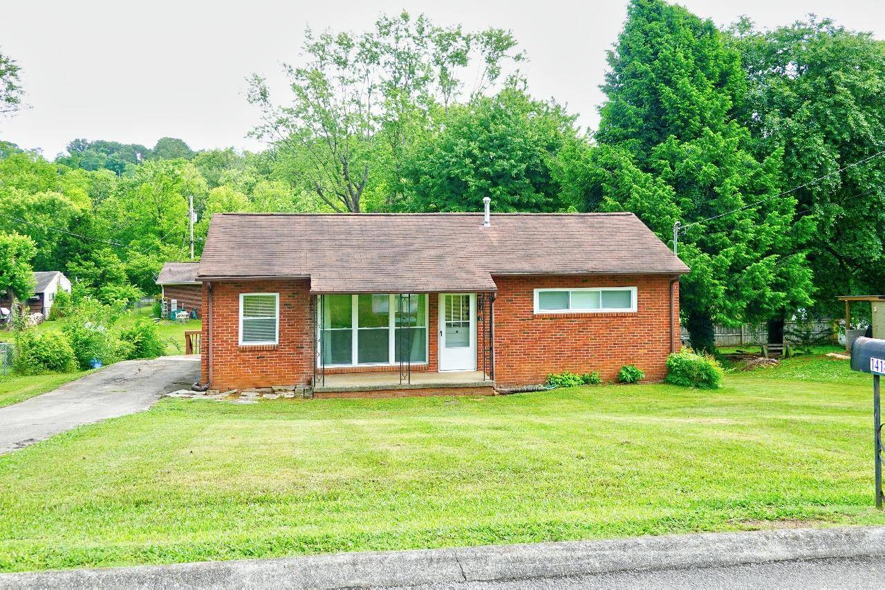 Maryville, TN 37803,1418 Belleville Ave