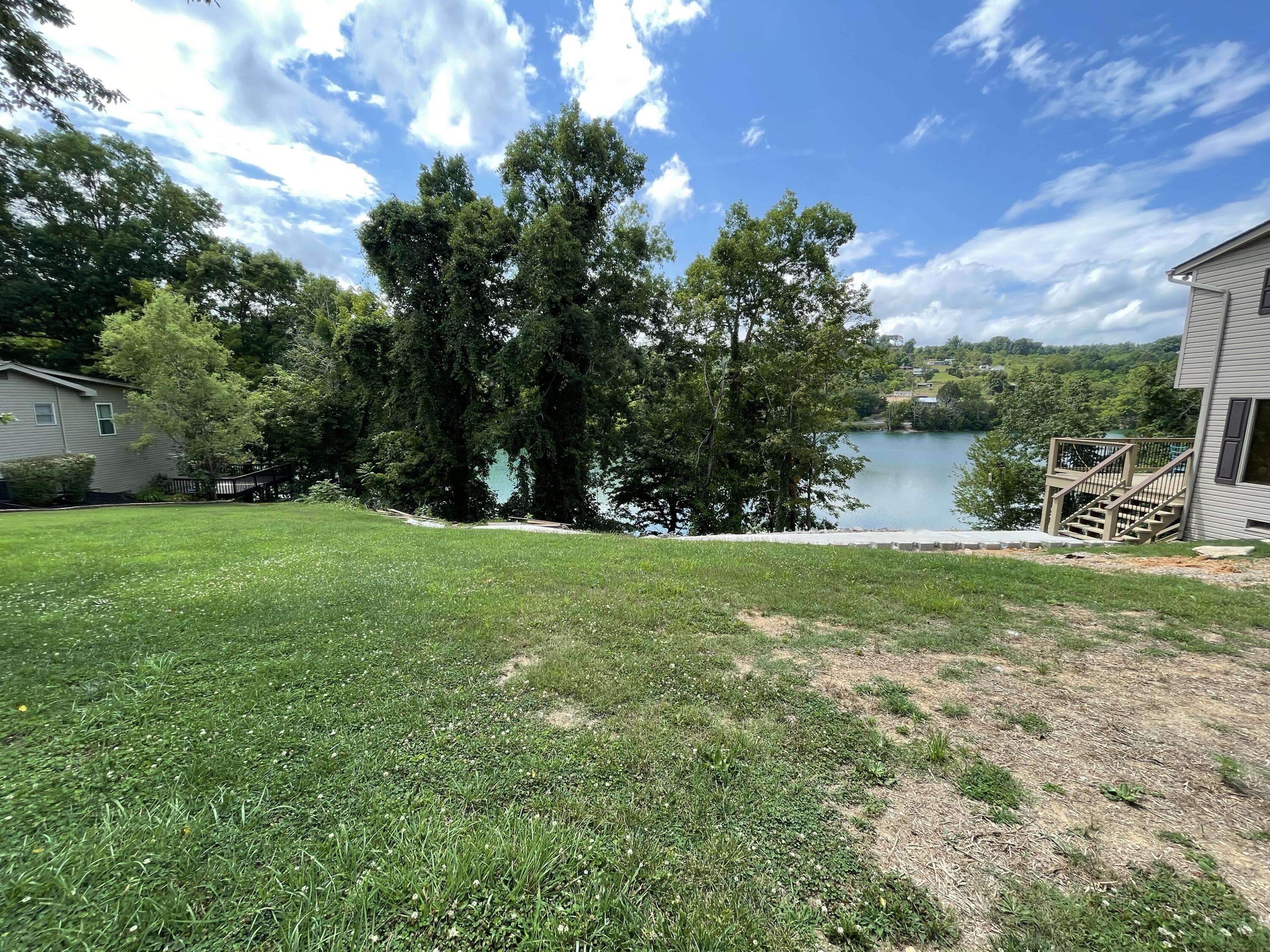 New Tazewell, TN 37825,122 Circle Point DR