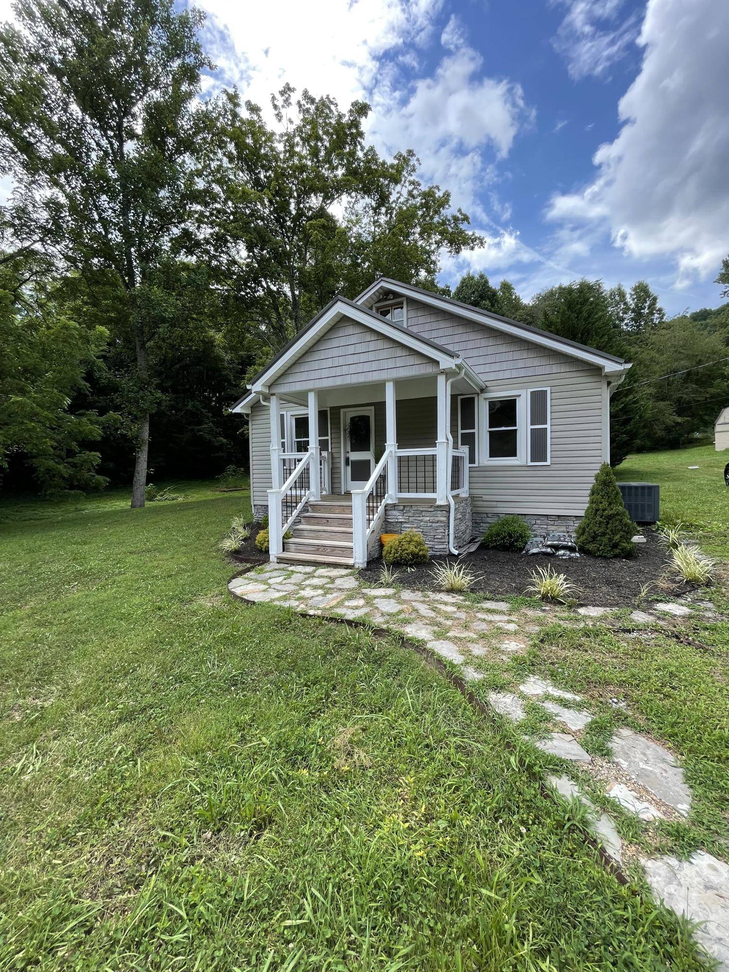 Heiskell, TN 37754,474 Pumpkin Hollow Rd