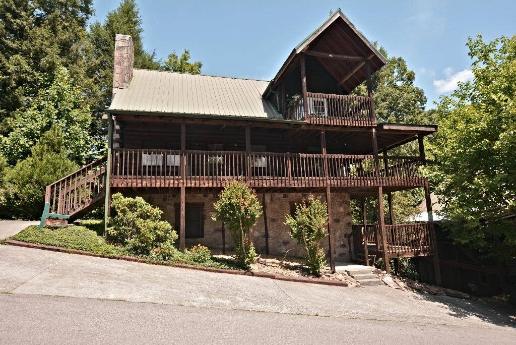 Gatlinburg, TN 37738,308 Brown Wren WAY