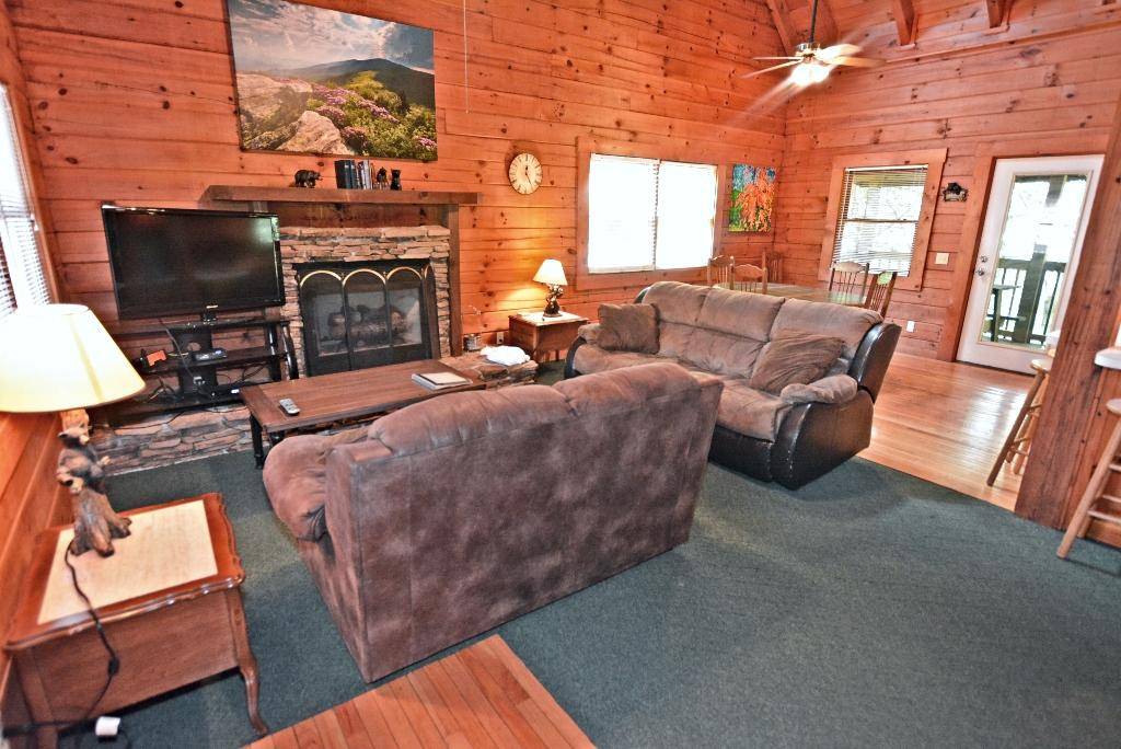 Gatlinburg, TN 37738,308 Brown Wren WAY