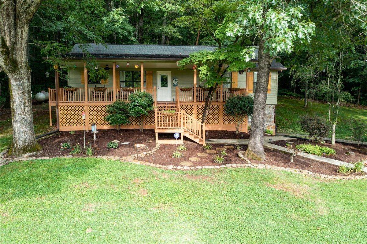 Etowah, TN 37331,429 County Road 783