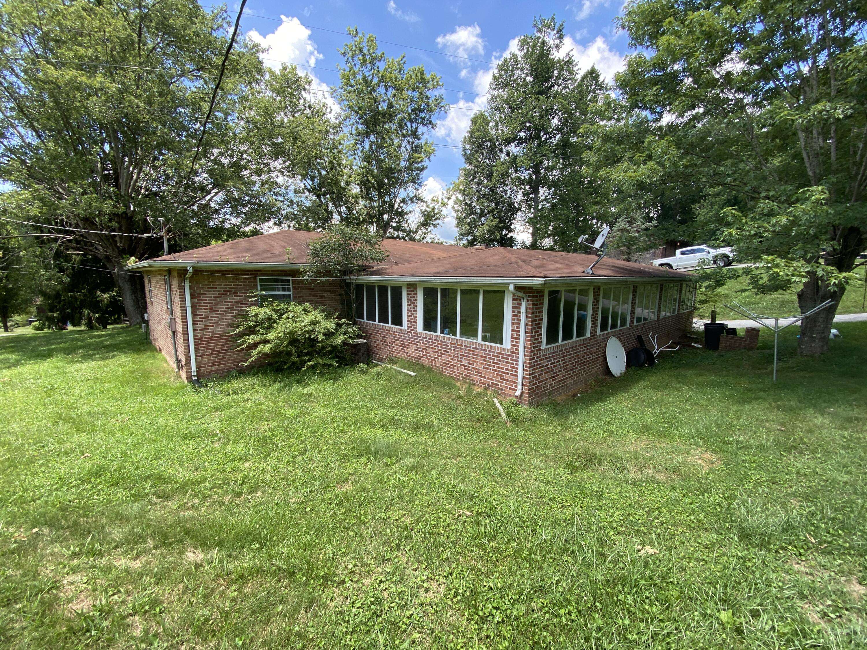 New Tazewell, TN 37825,1360 Chumley Rd