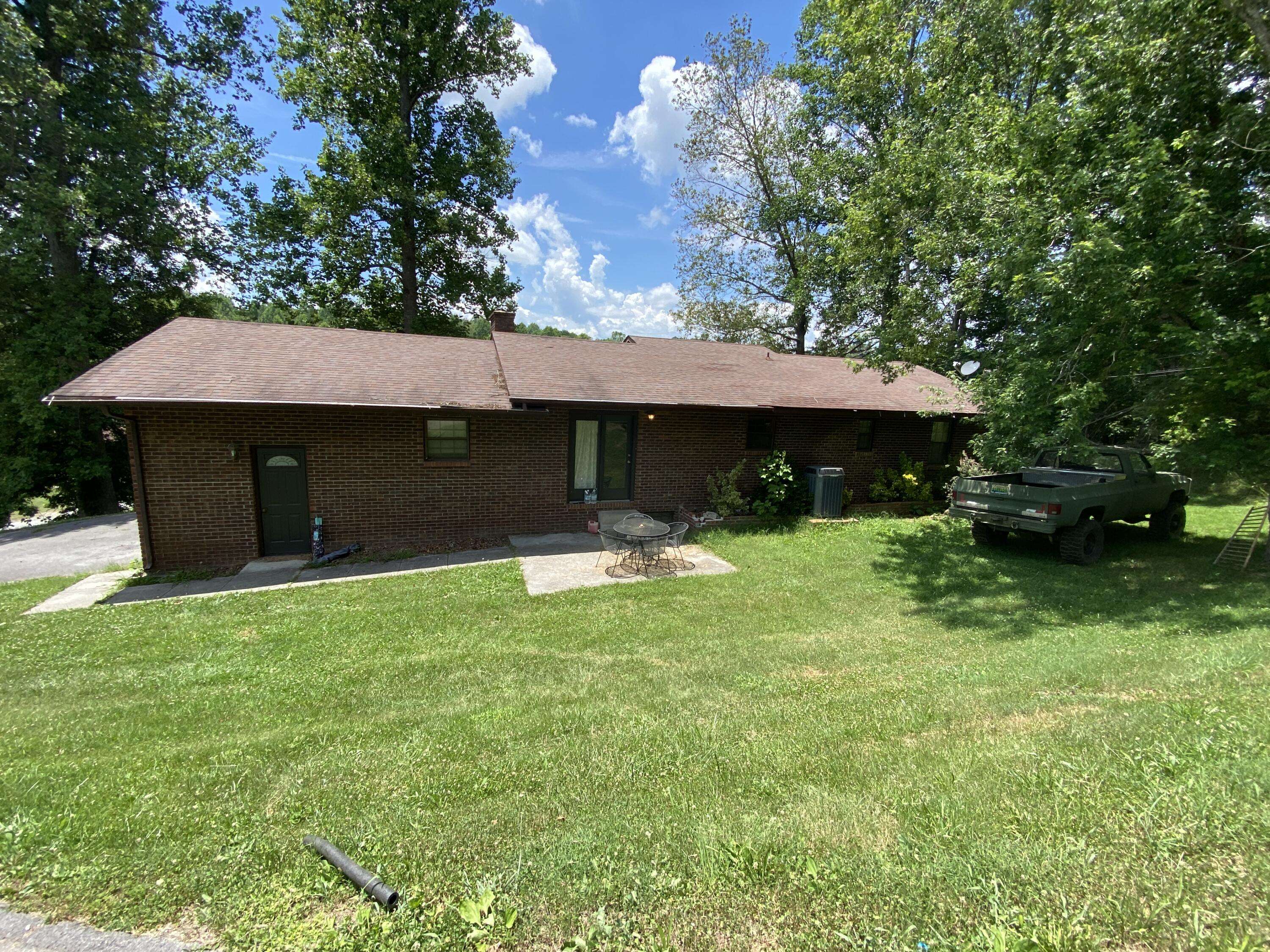 New Tazewell, TN 37825,1376 Chumley Rd