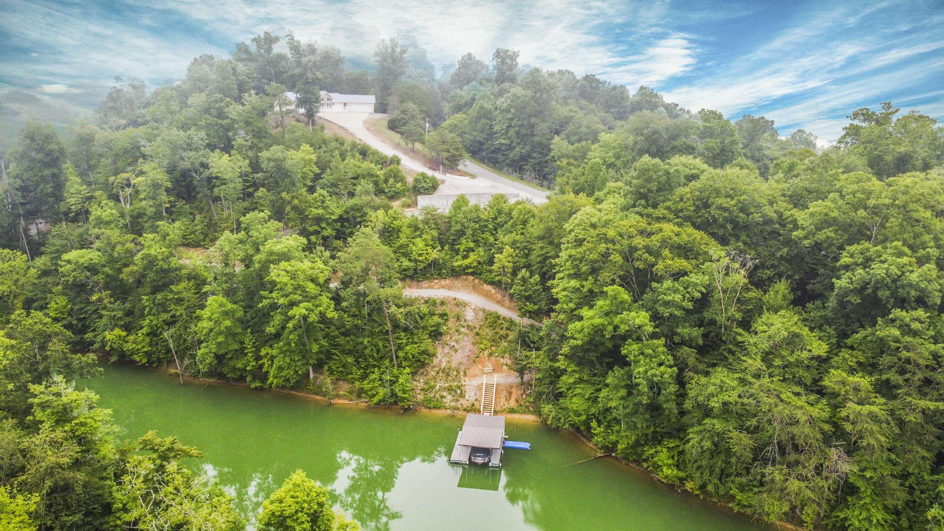 New Tazewell, TN 37825,209 Shoreside Rd