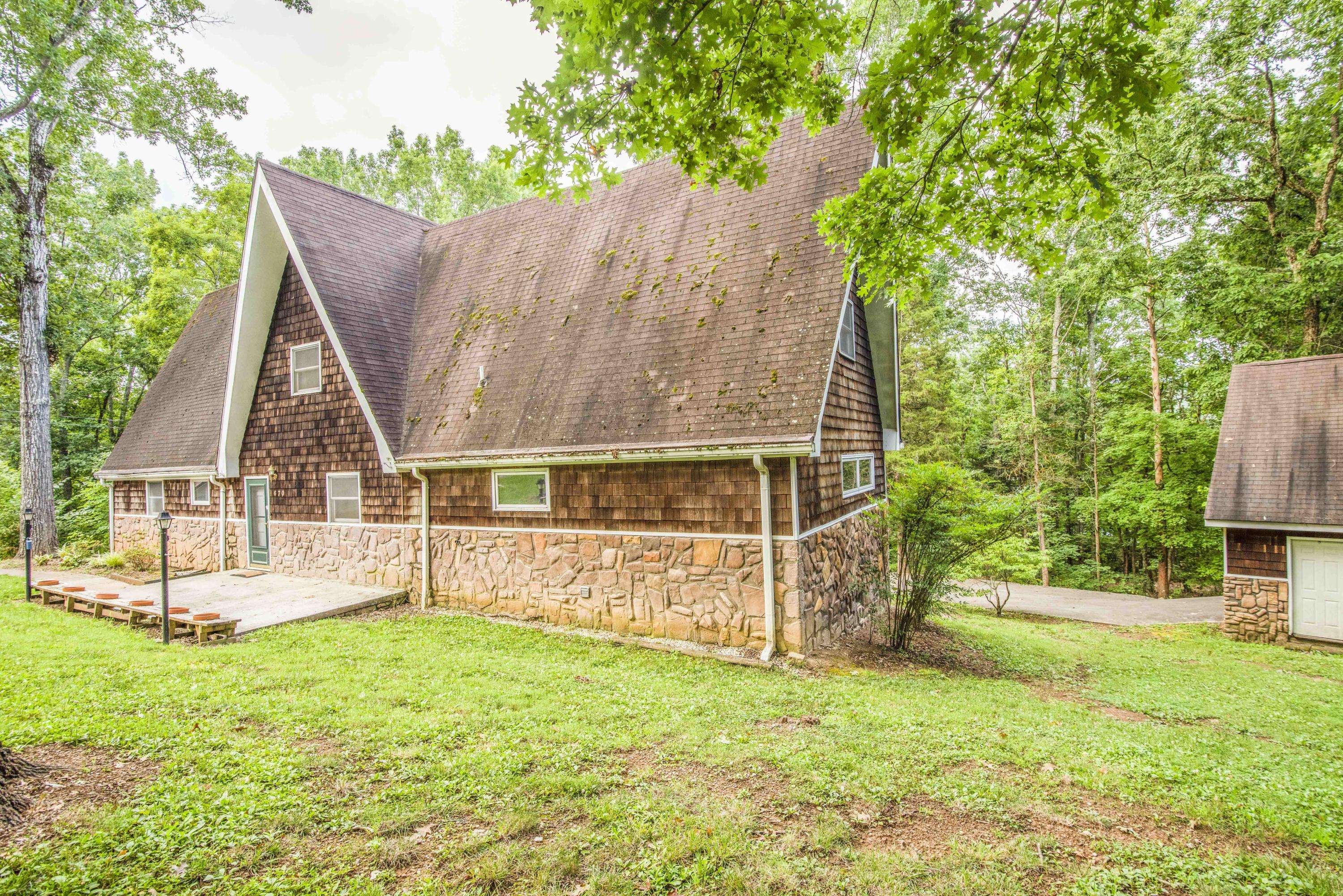 New Tazewell, TN 37825,670 Cape Norris Rd