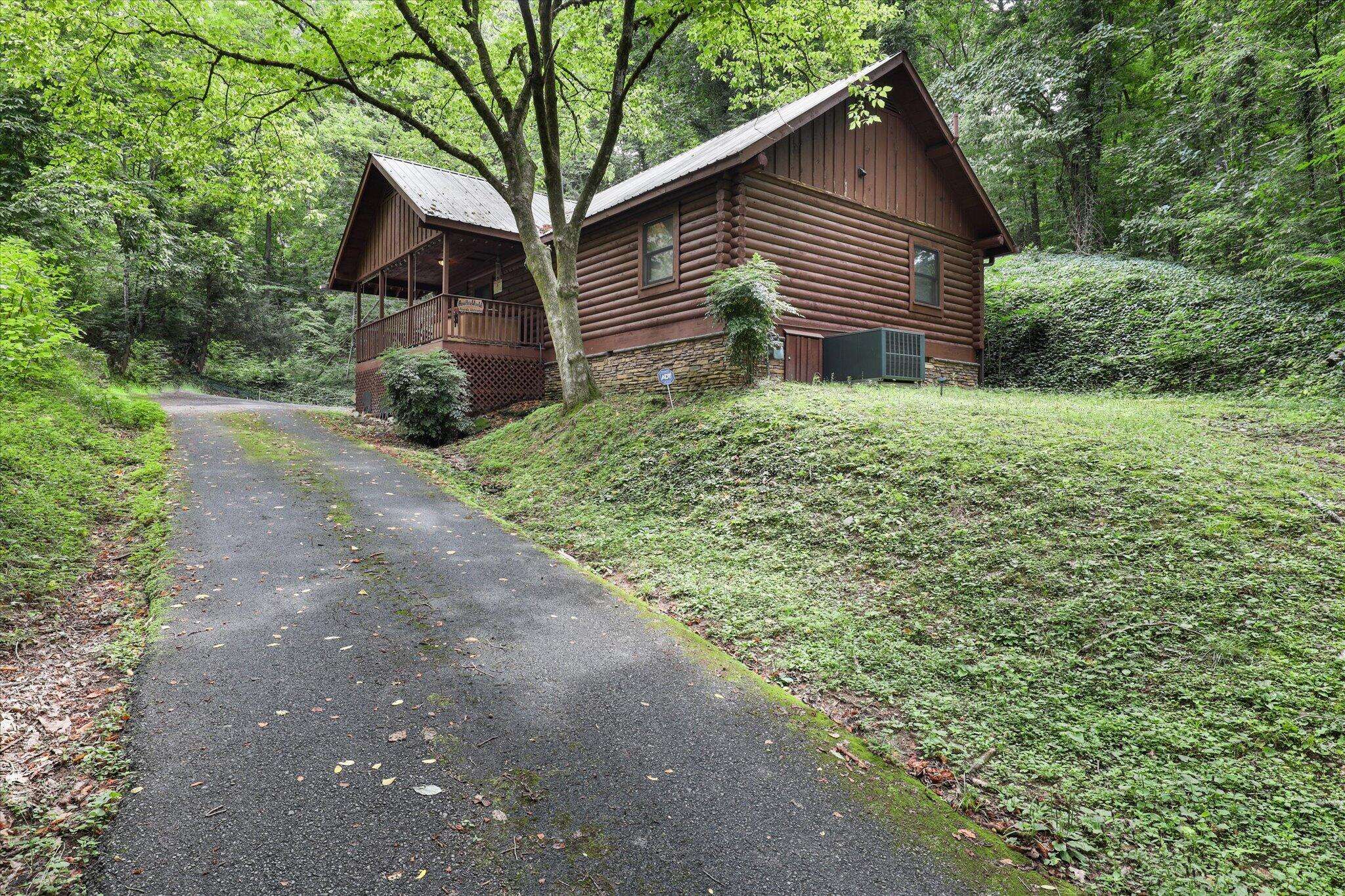 Pigeon Forge, TN 37863,620 Forest Drive DR