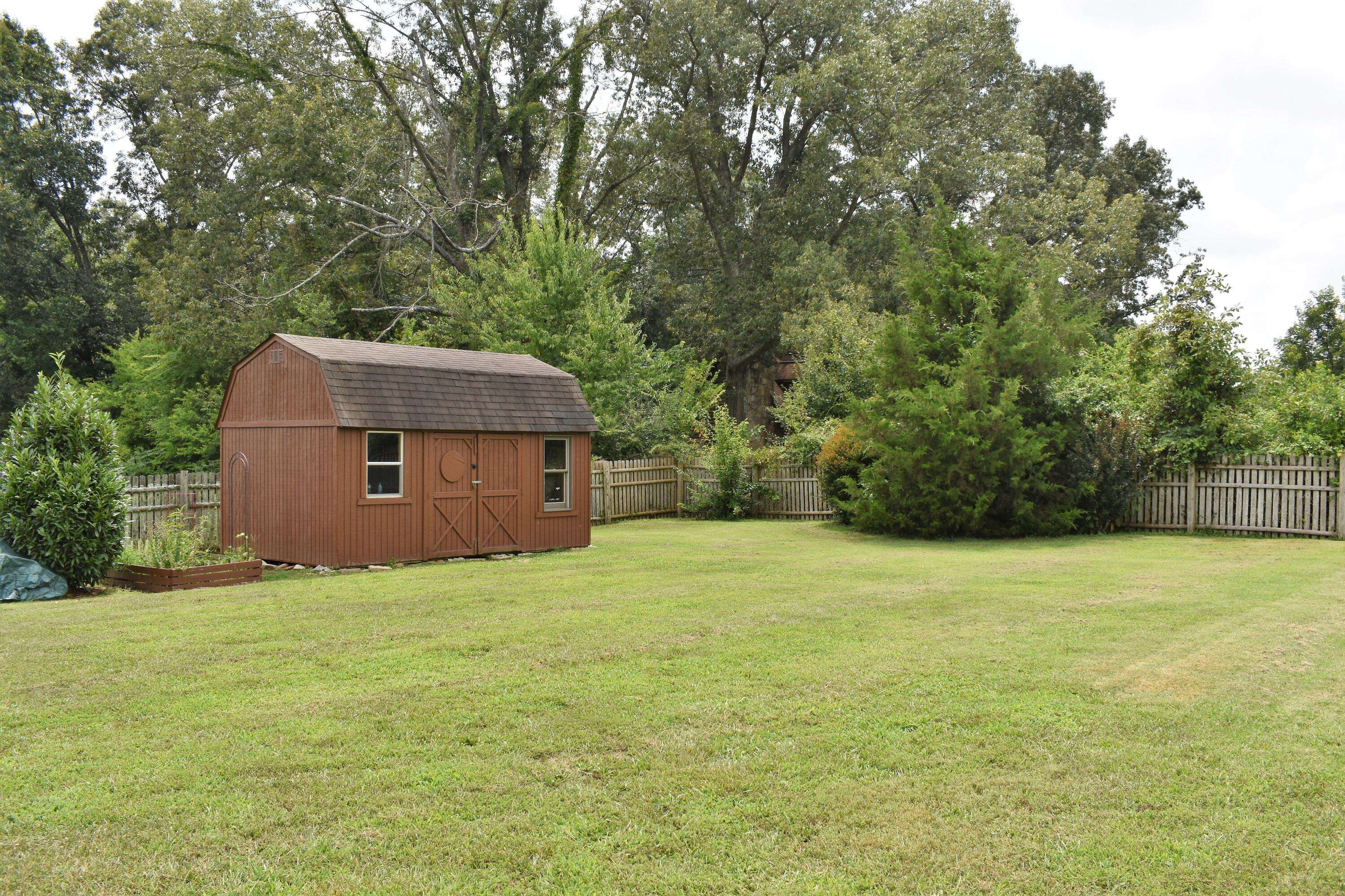 Greenback, TN 37742,5124 Morganton Rd