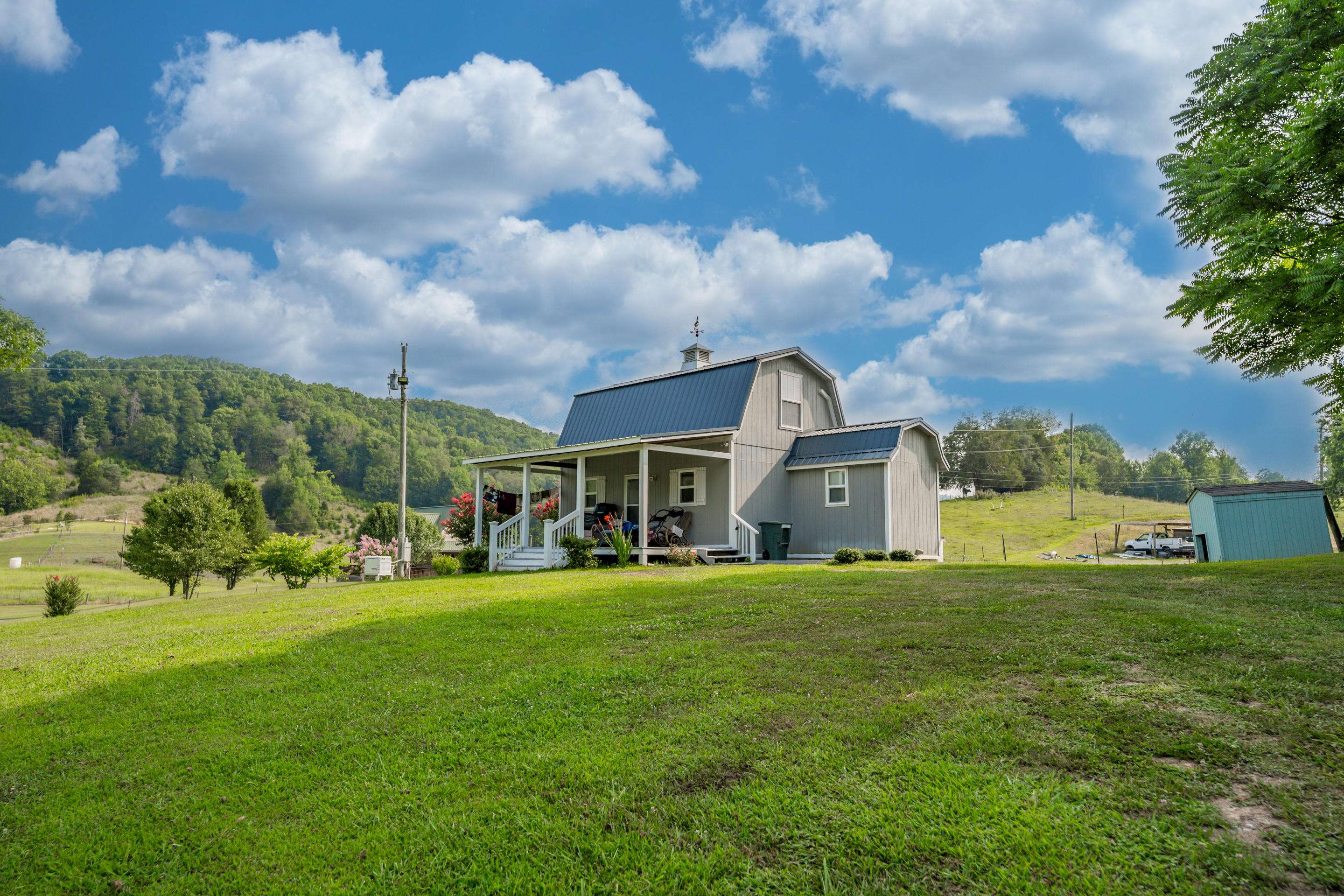 Mooresburg, TN 37811,935 Adams LN