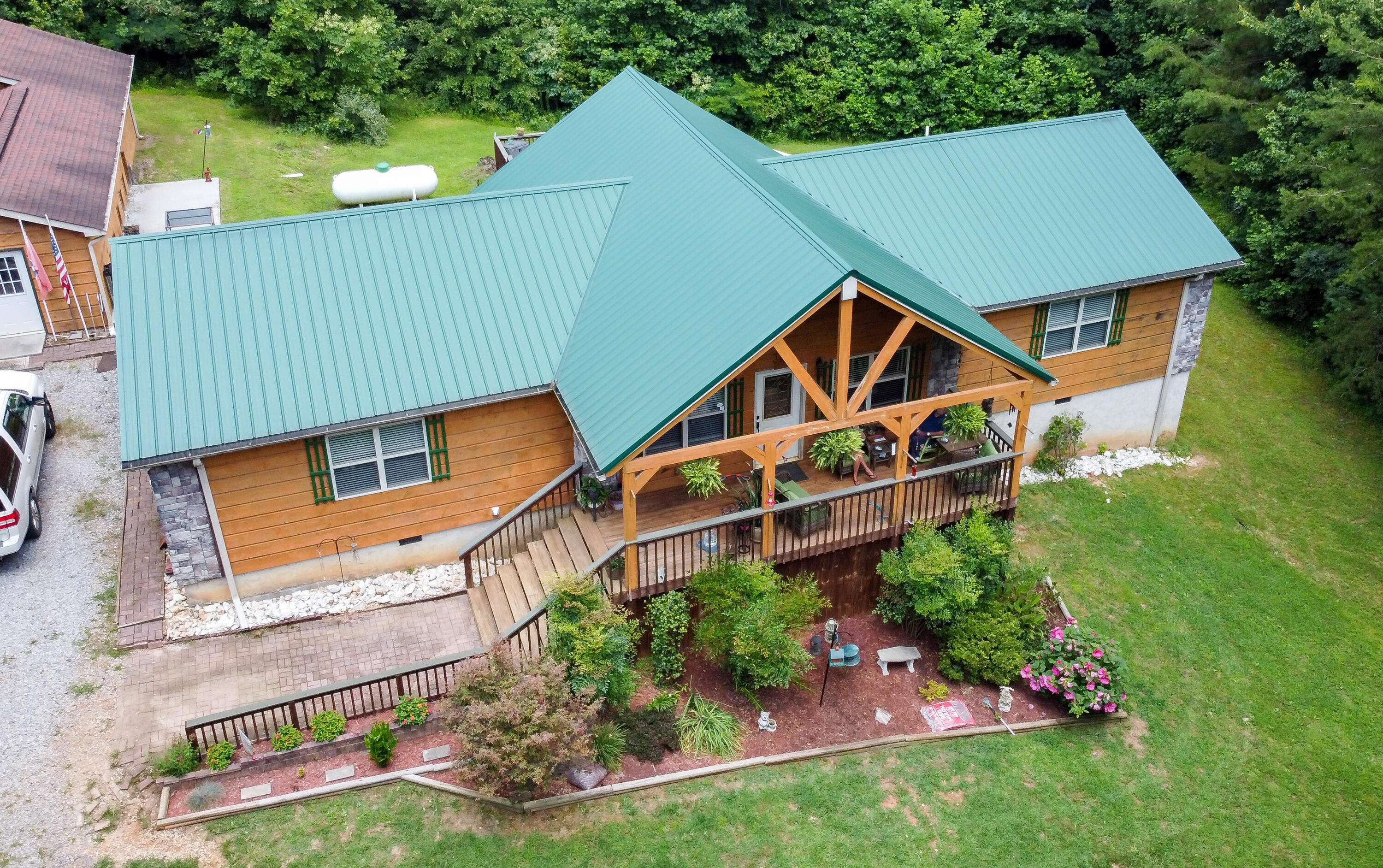 Tellico Plains, TN 37385,179 Massingale Rd