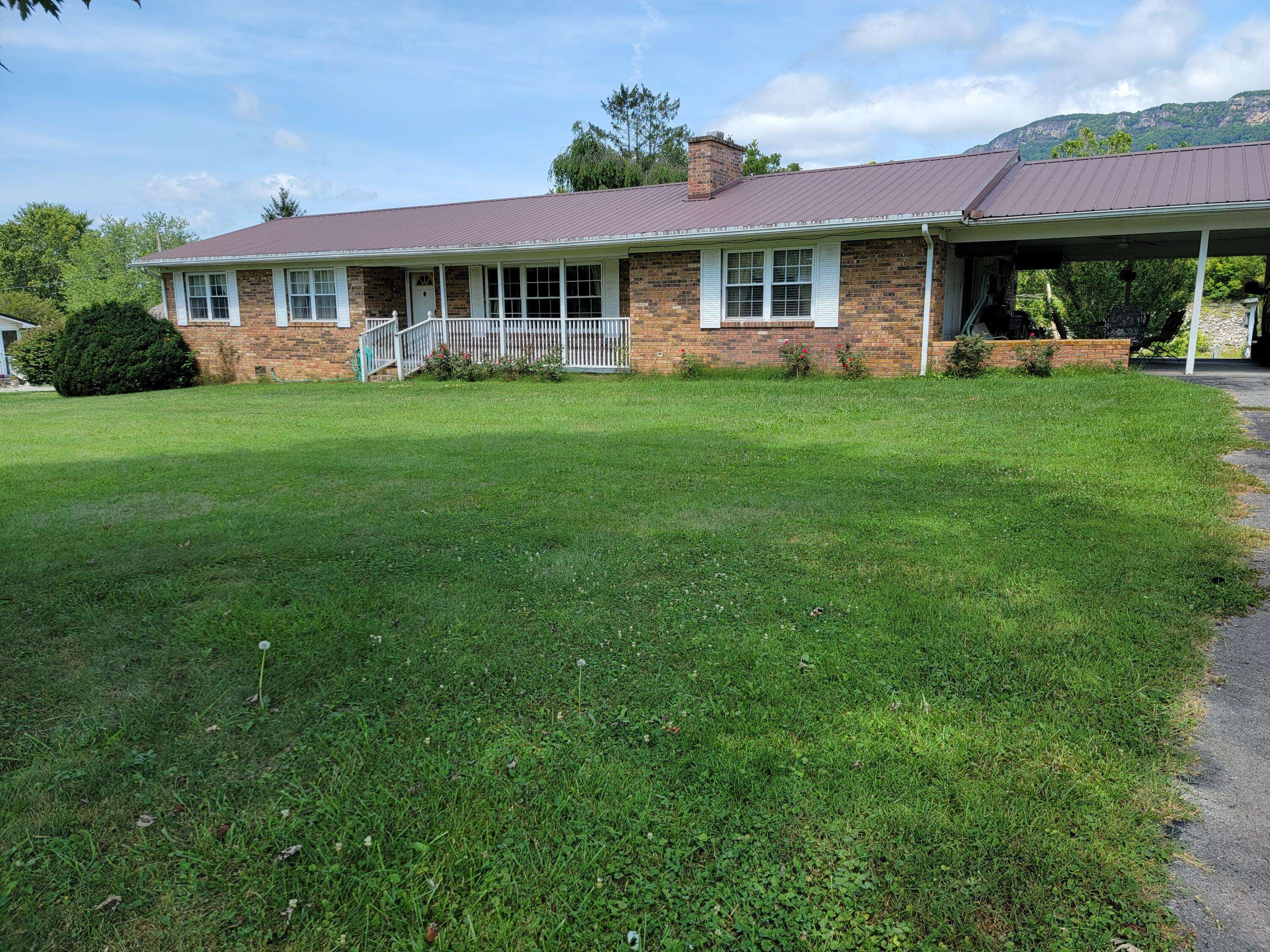 Ewing, VA 24248,3253 Dr. Thomas Walker Rd