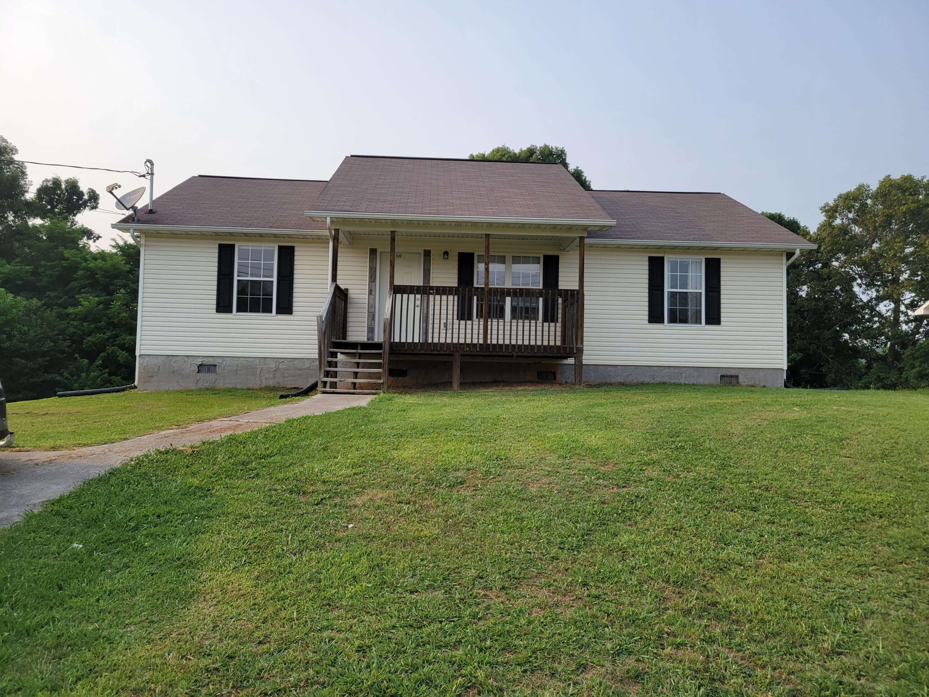 Dandridge, TN 37725,532 Low Valley Rd