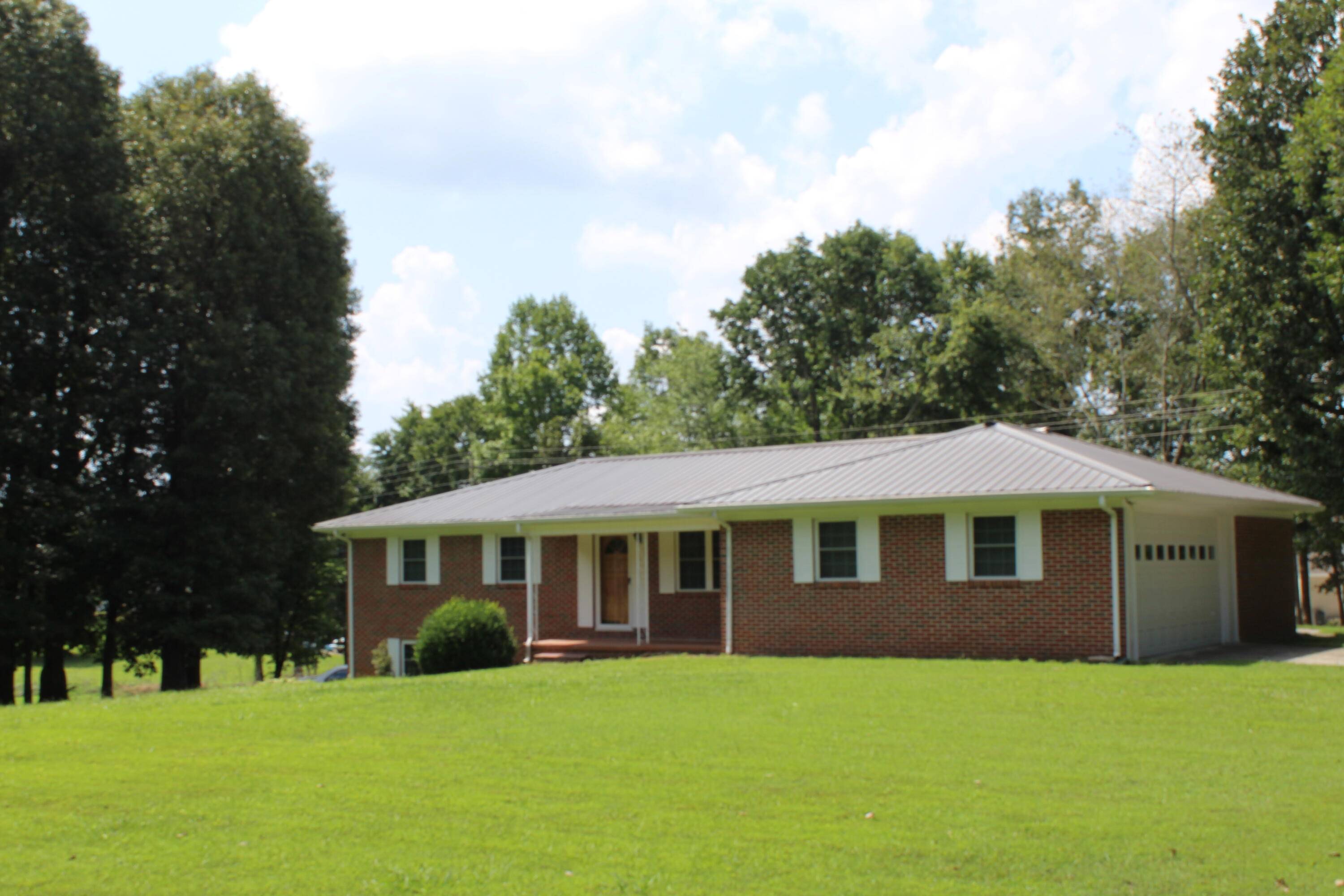 Riceville, TN 37370,187 County Road 142