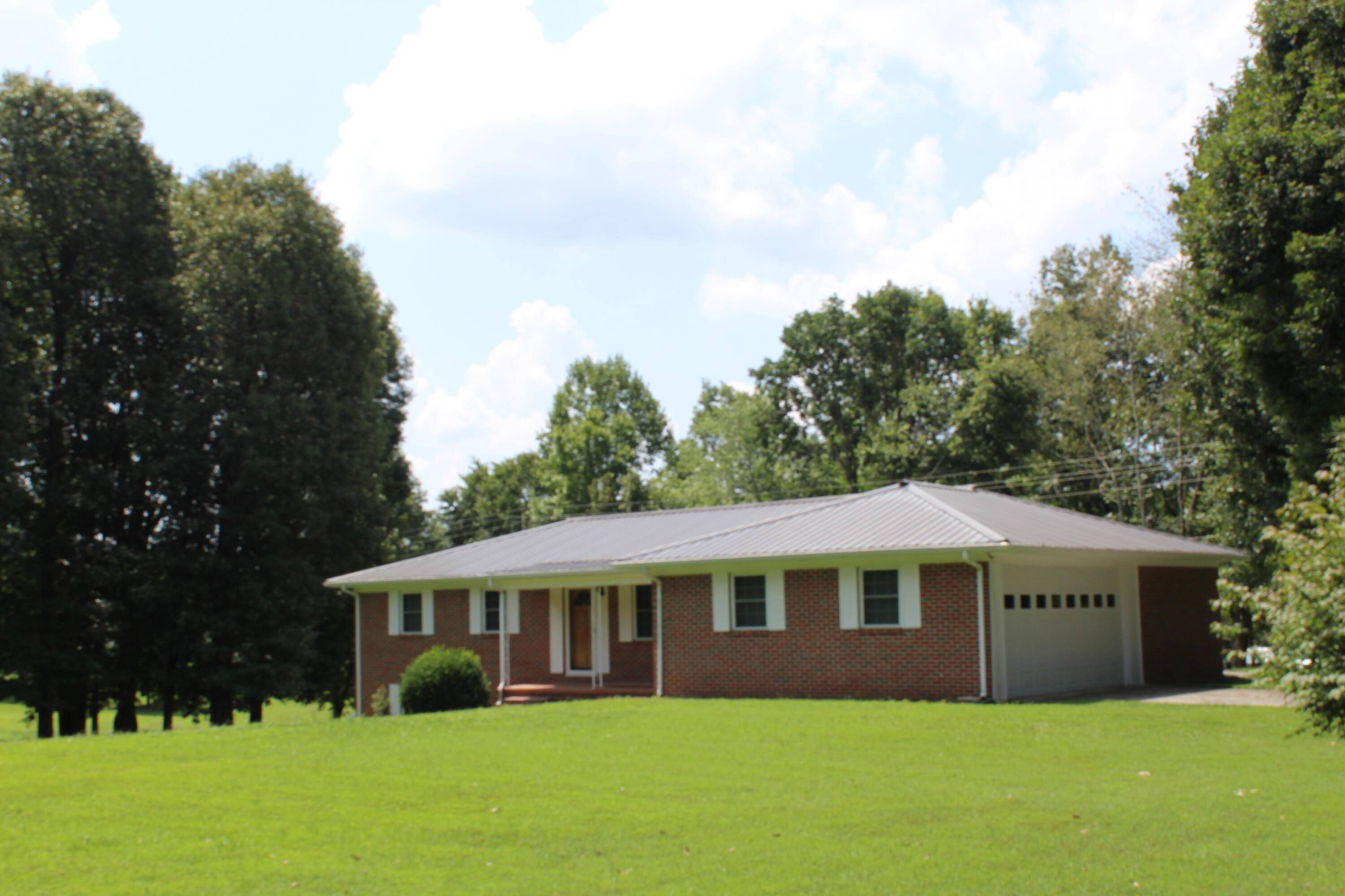 Riceville, TN 37370,187 County Road 142