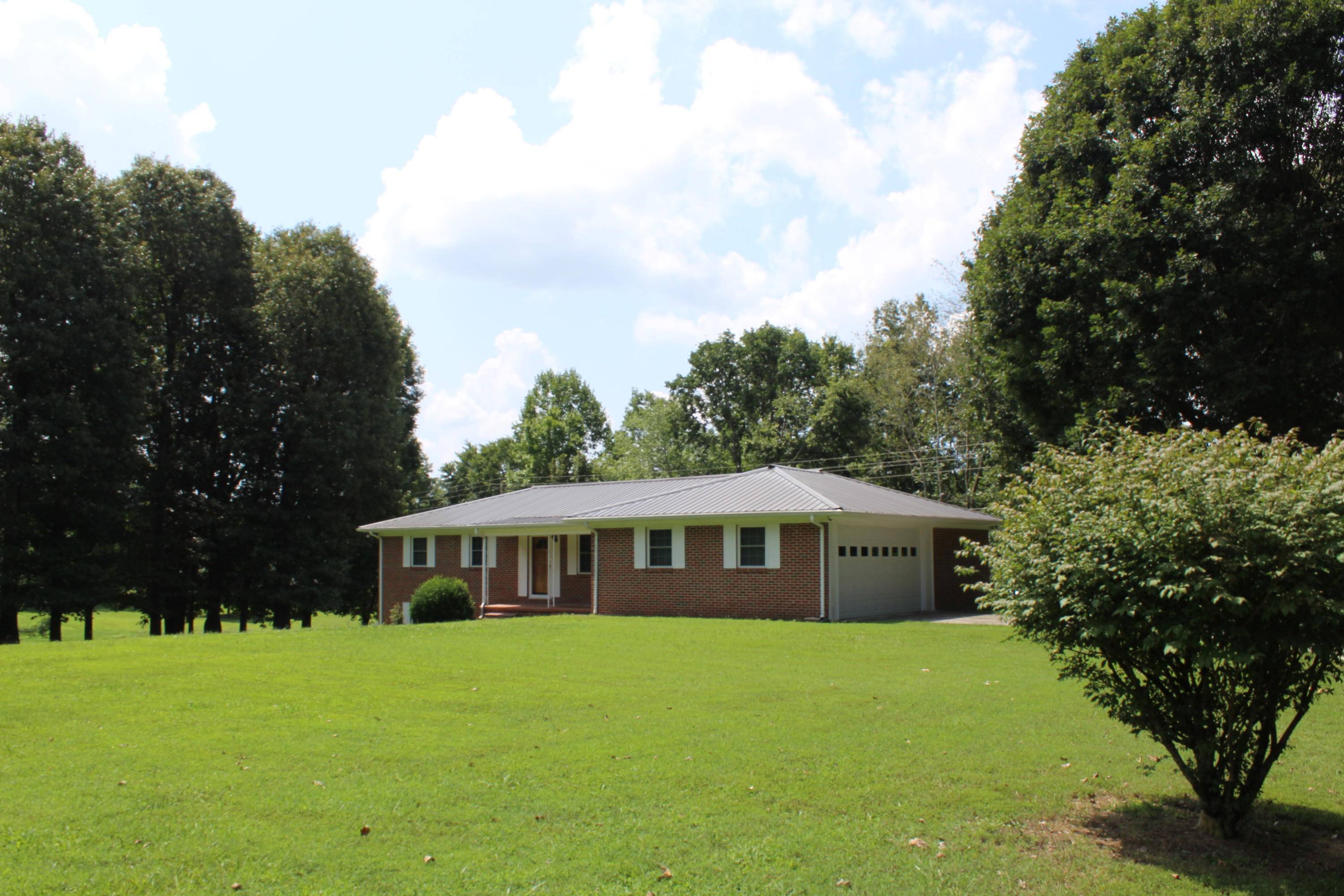 Riceville, TN 37370,187 County Road 142