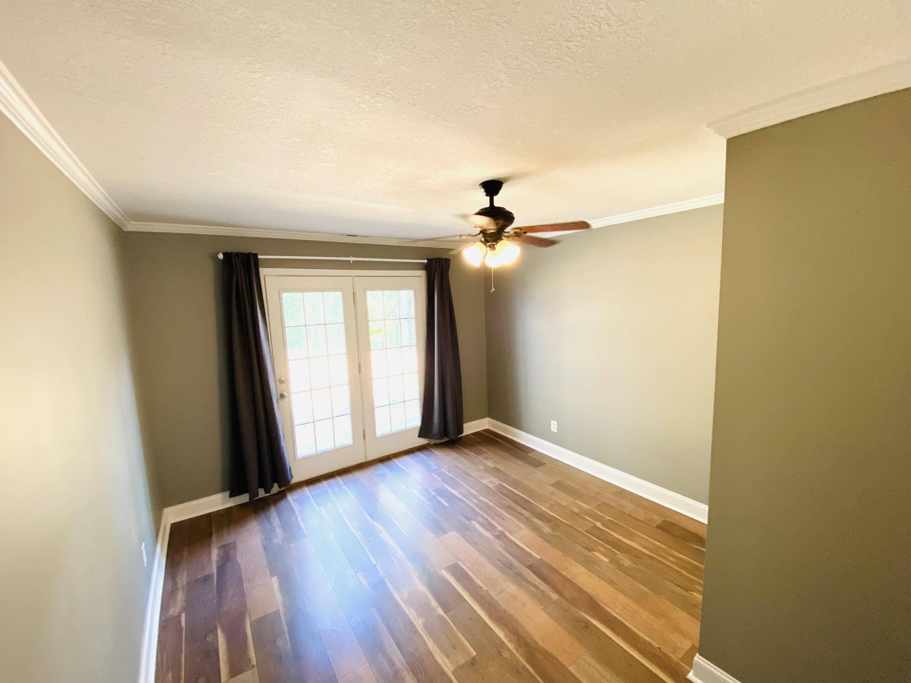 Harriman, TN 37748,202 Circle LN