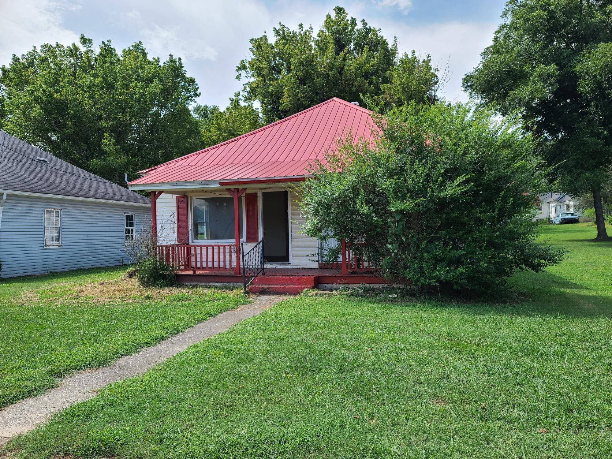 Rockwood, TN 37854,315 Front St