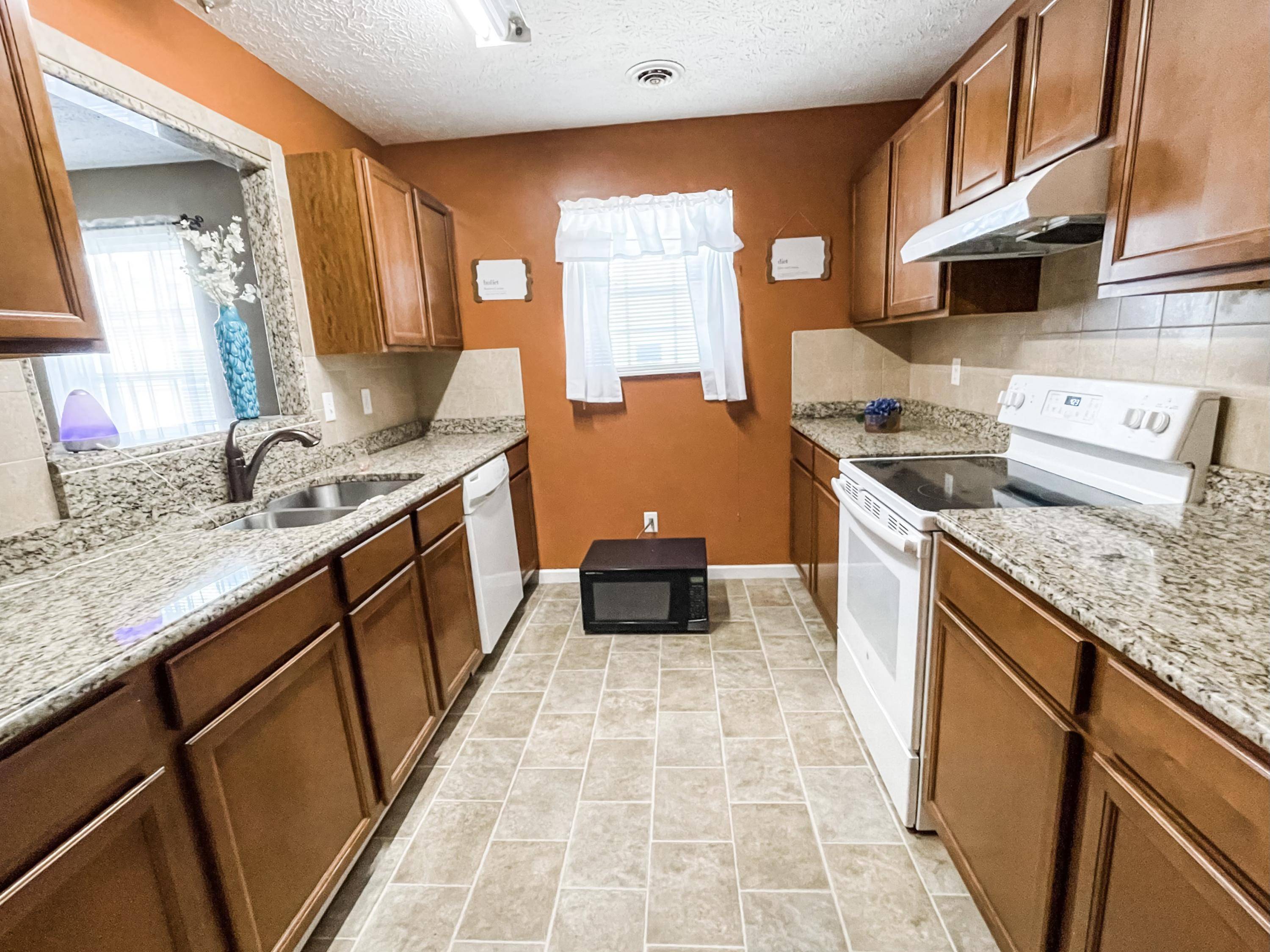 Knoxville, TN 37920,3214 Sevier Ave