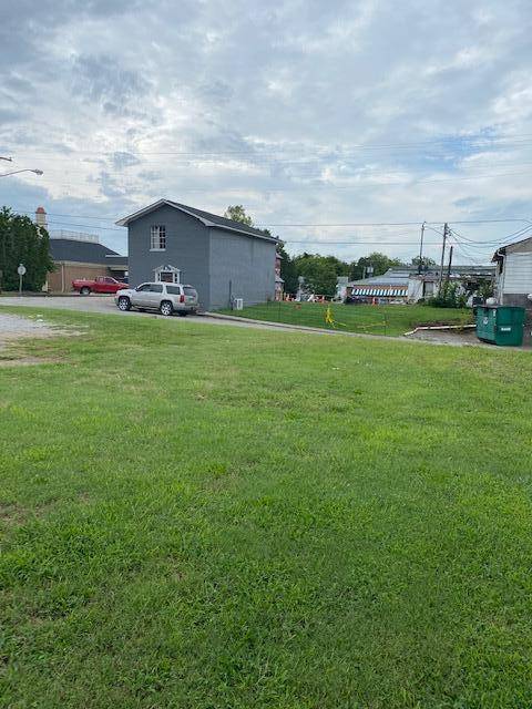 Madisonville, TN 37354,165 Magill St