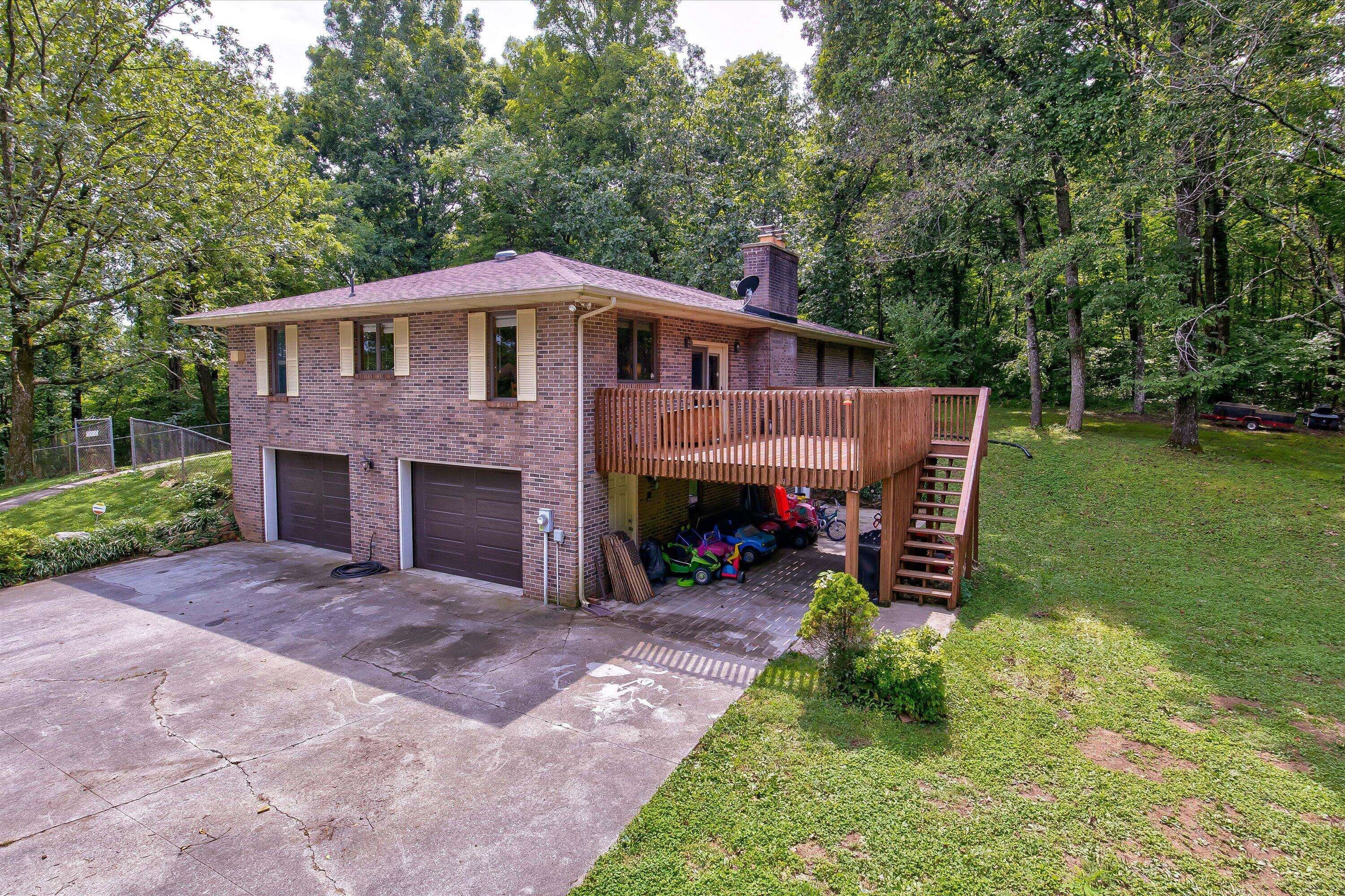 Heiskell, TN 37754,9915 Fleenor Mill Rd