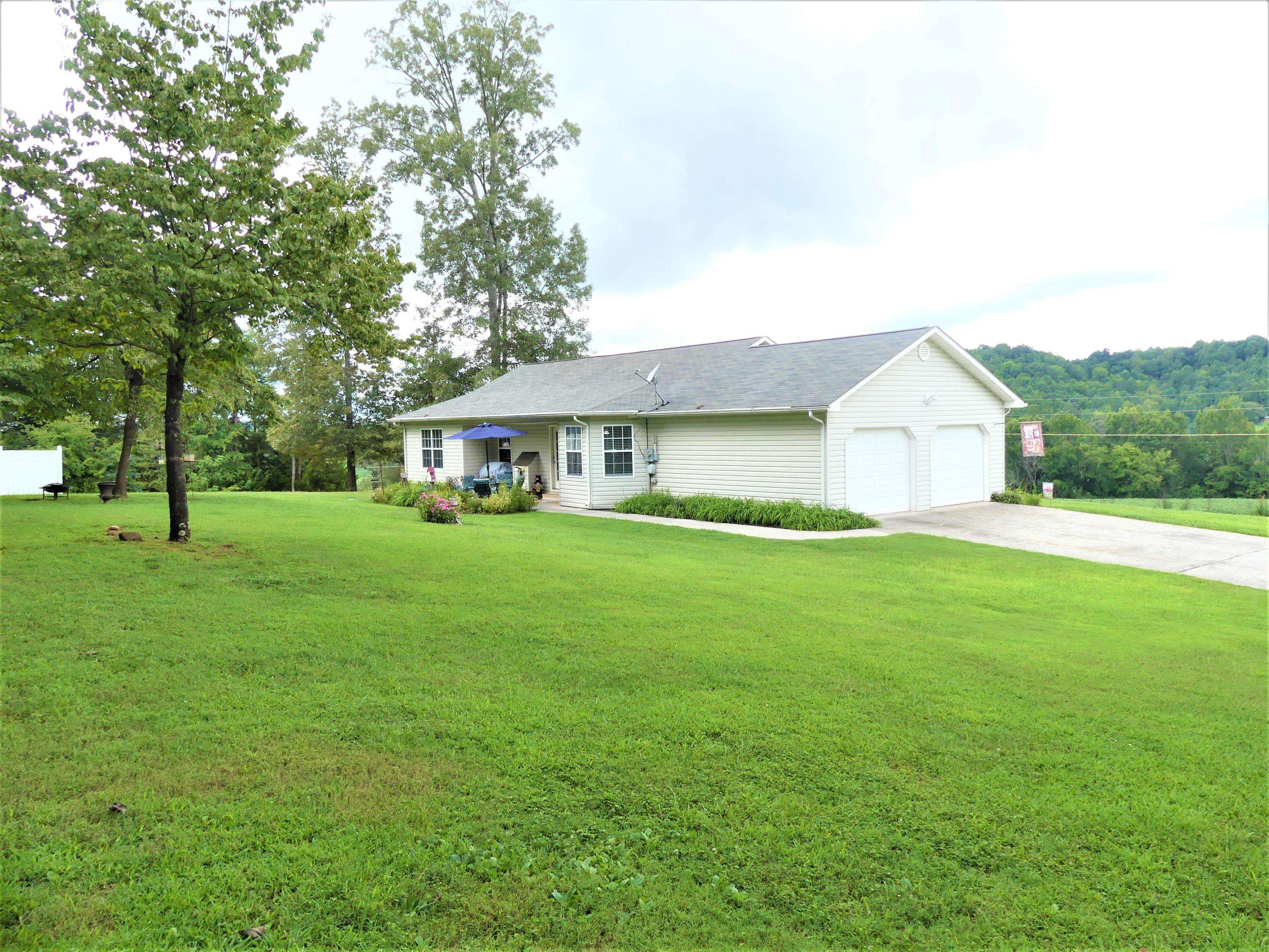 Athens, TN 37303,486 County Road 446