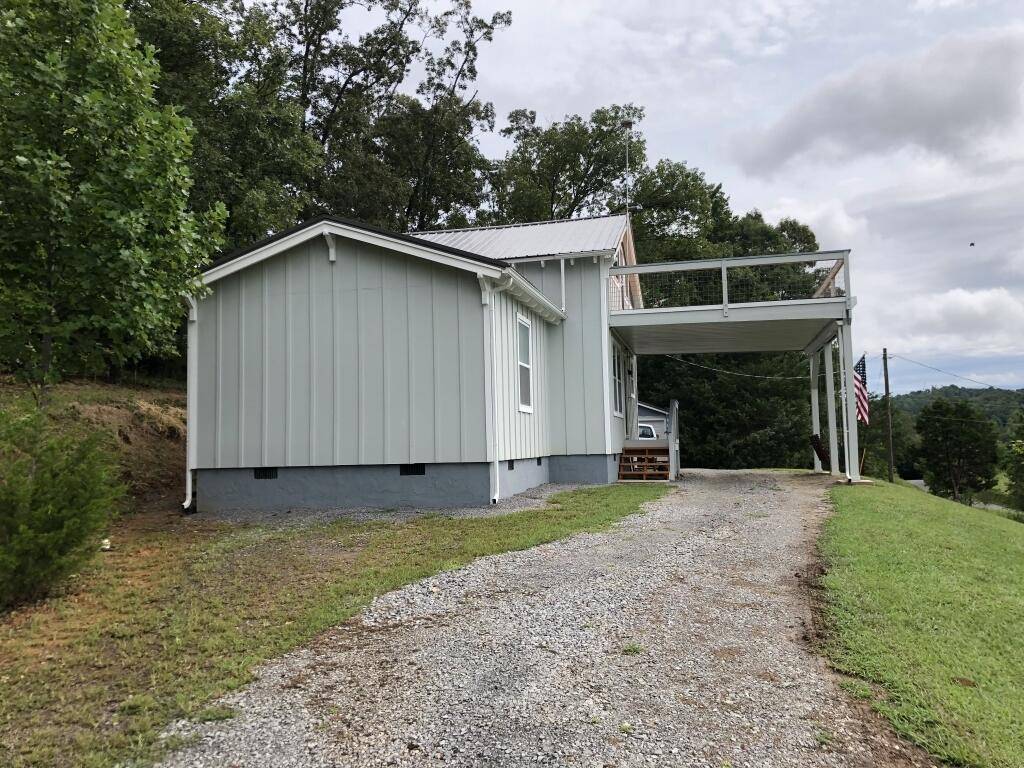 Tellico Plains, TN 37385,367 Jd Farm Rd